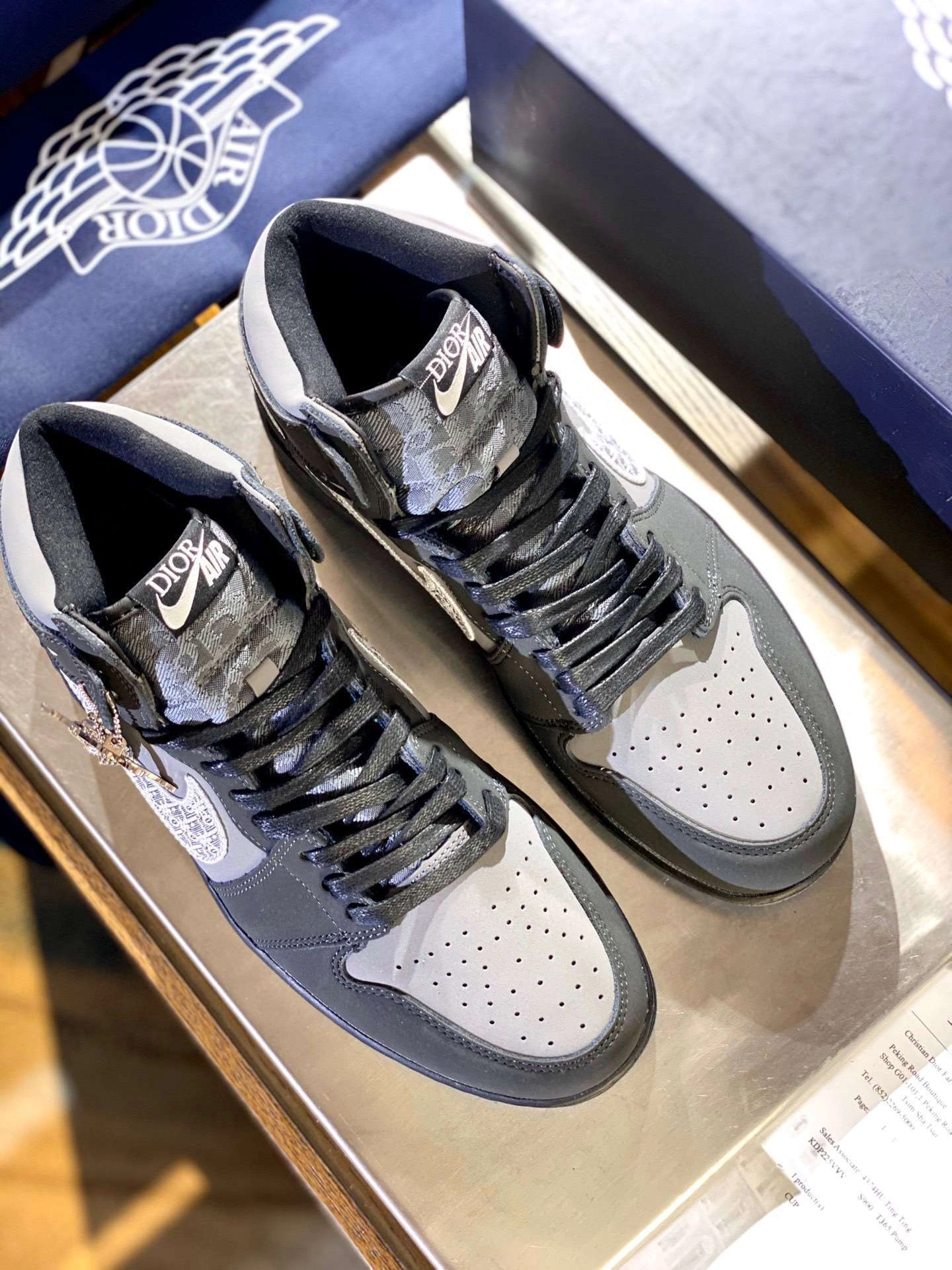 &sneakers3a- item : A-X301I0710