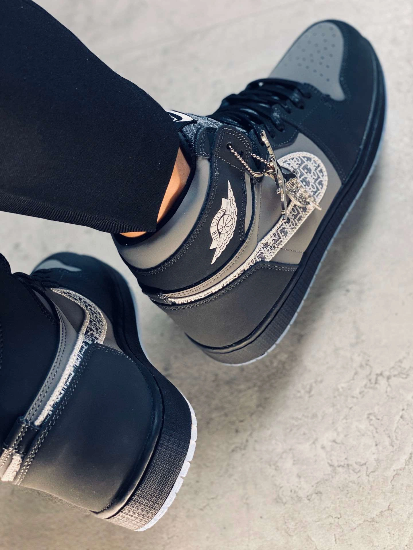 &sneakers3a- item : A-X301I0710