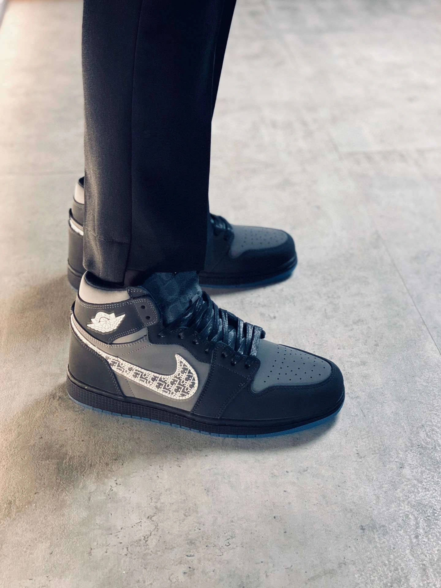 &sneakers3a- item : A-X301I0710