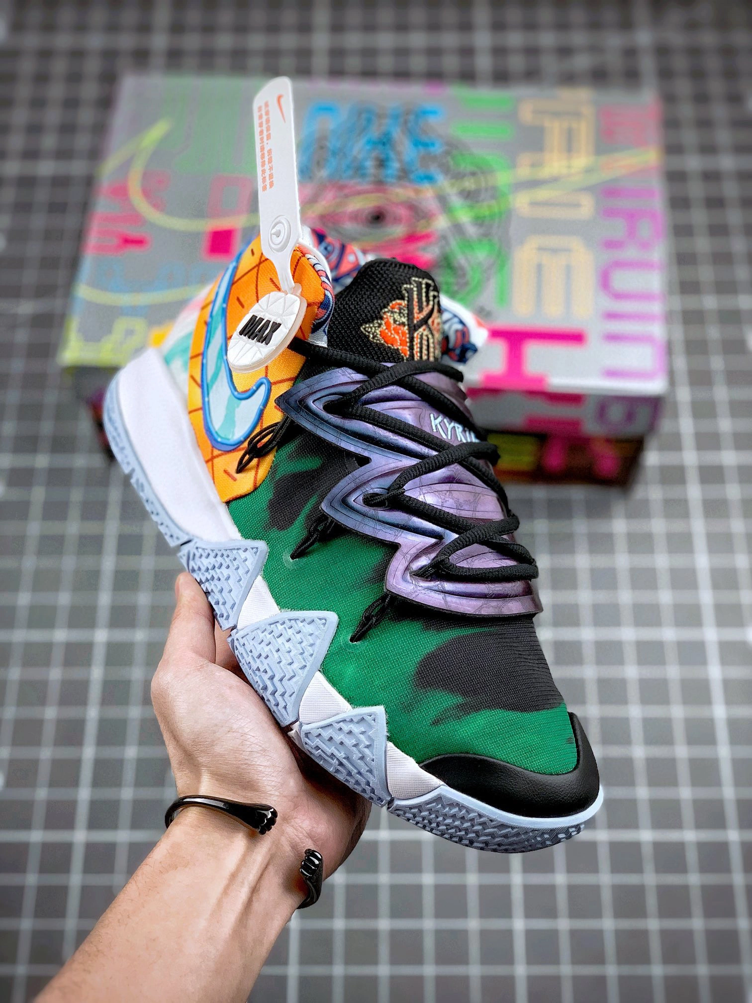 sneakers3a- item : B-X338C2115O