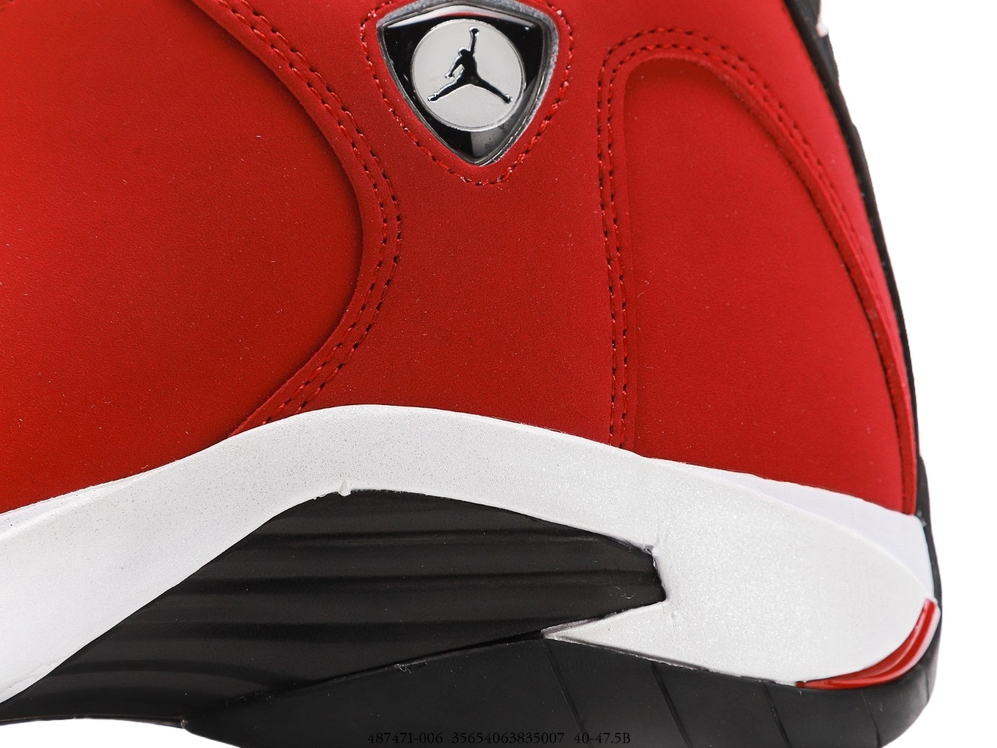 sneakers3a— 14 487471-006 item:C-X000C1311