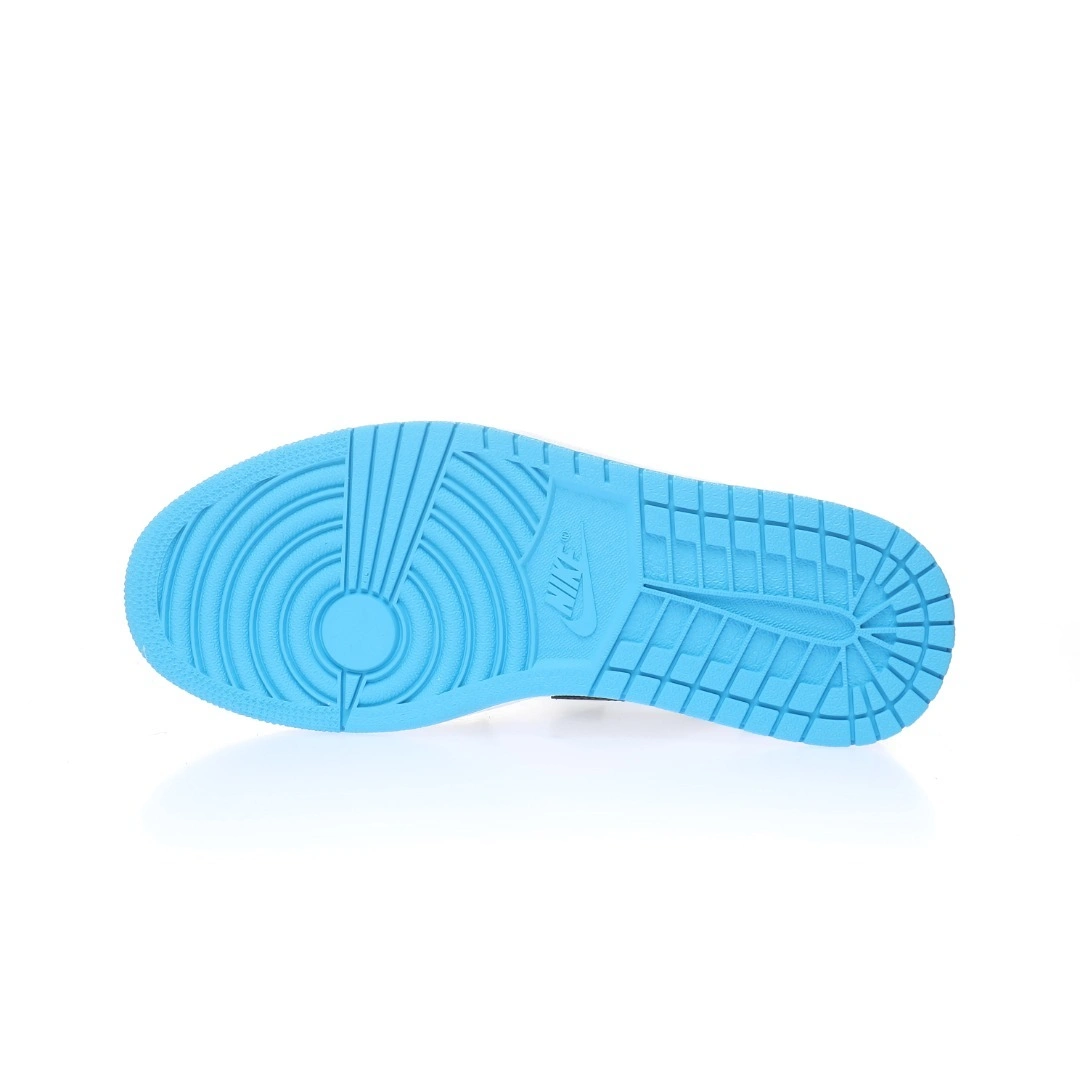 sneakers3a—CZ0790-104 item:C-X000C1349