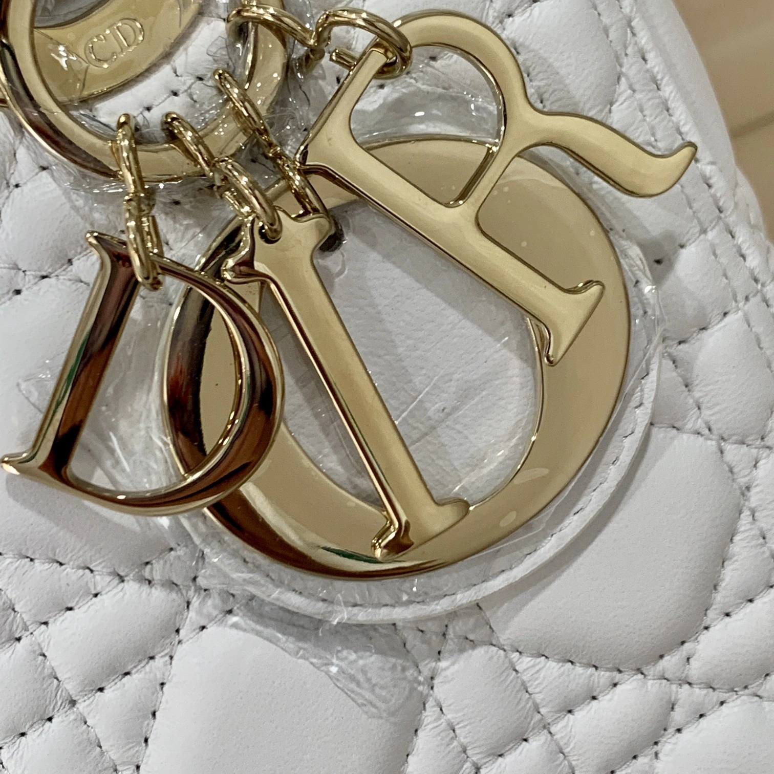 Custombag-- high quality version Pure white sheepskin gold buttons item：C-B803D0750