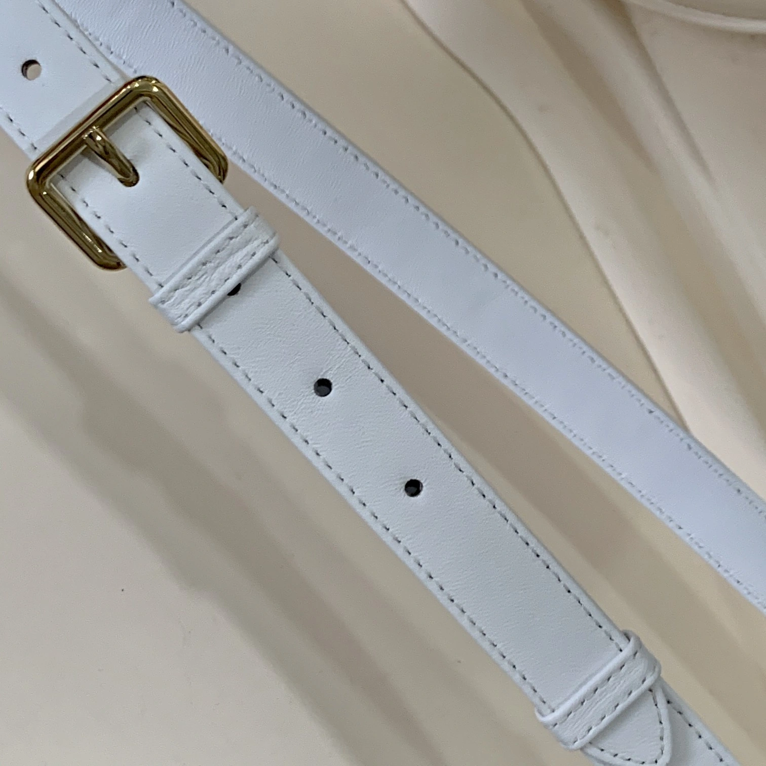 Custombag-- high quality version Pure white sheepskin gold buttons item：C-B803D0750