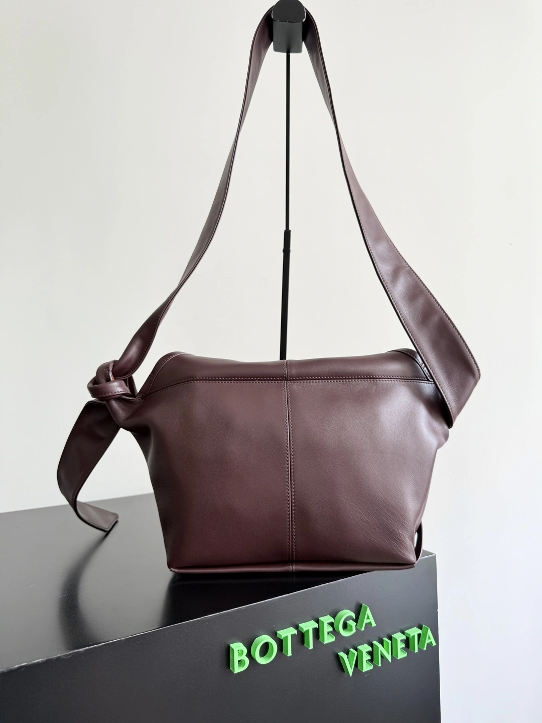 &MOMO-- V595t1 815807V4O902128 high quality version Andiamo Sawyer Calfskin item:E-B063F2197T