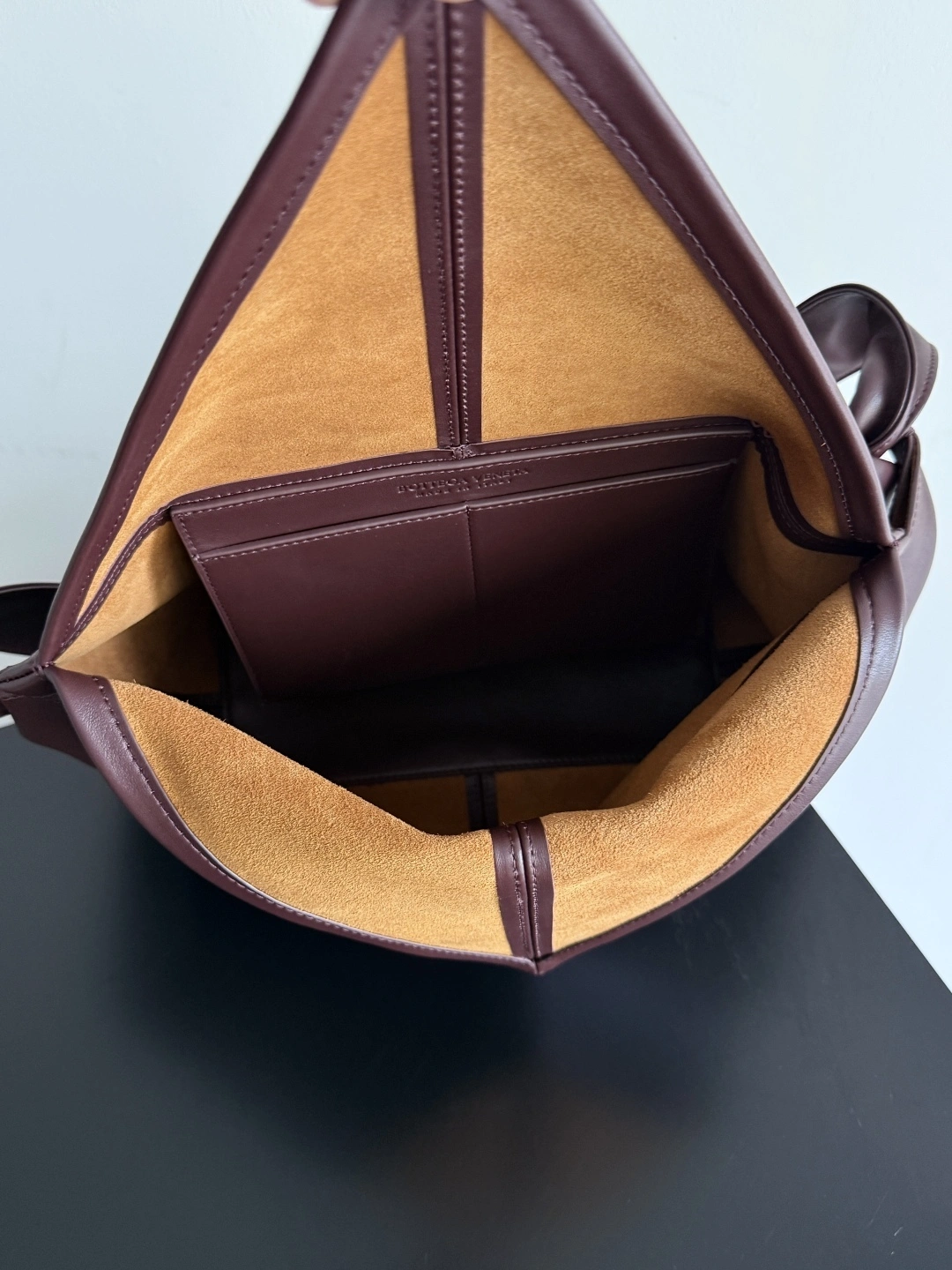 &MOMO-- V595t1 815807V4O902128 high quality version Andiamo Sawyer Calfskin item:E-B063F2197T