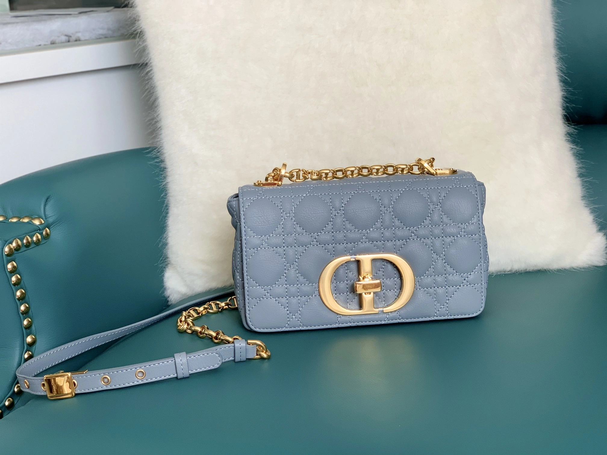Custombag-- M9241UWHC-M81B M9242UWHC-M81B caro high quality version item：C-B803D0706