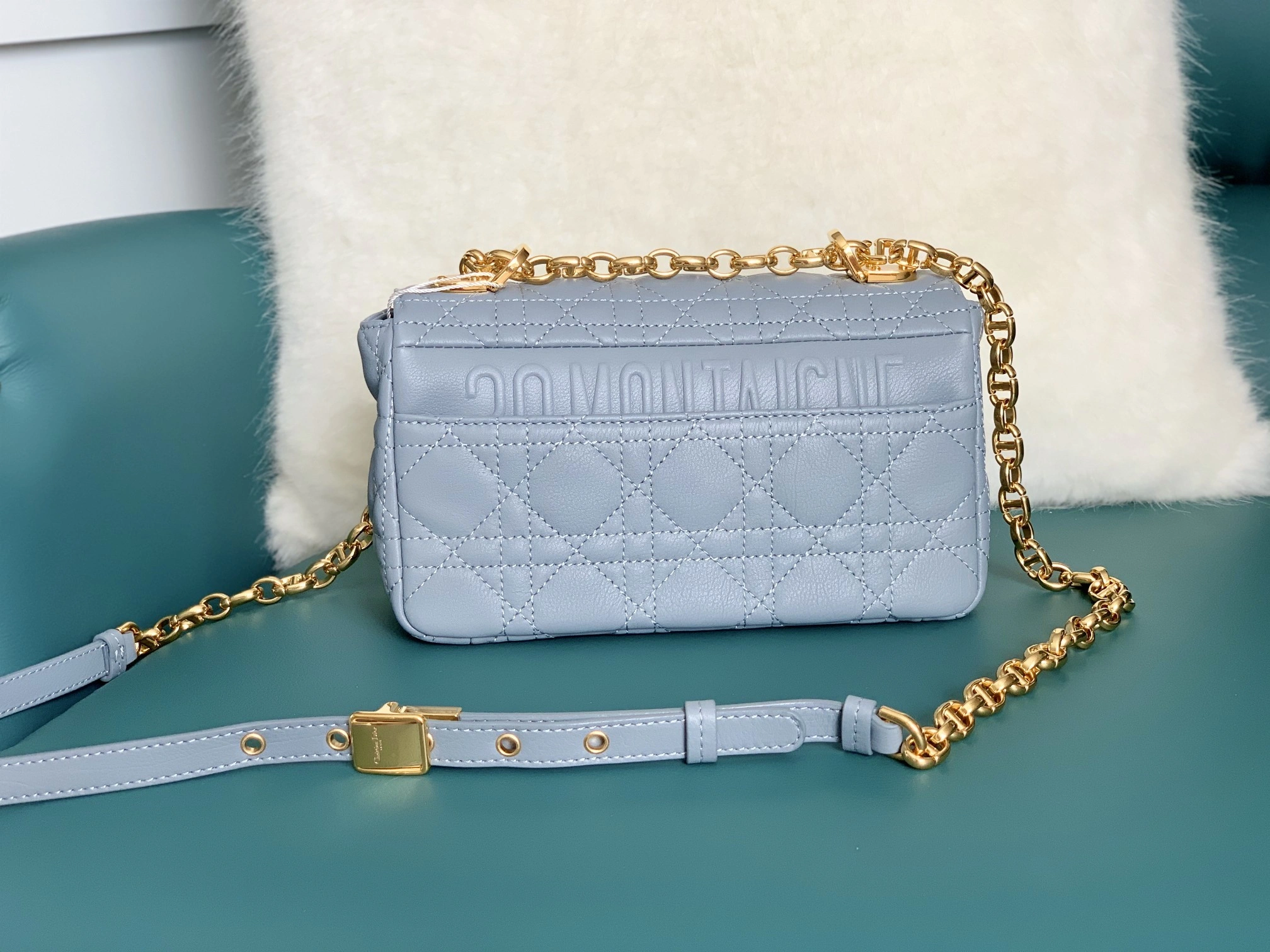 Custombag-- M9241UWHC-M81B M9242UWHC-M81B caro high quality version item：C-B803D0706
