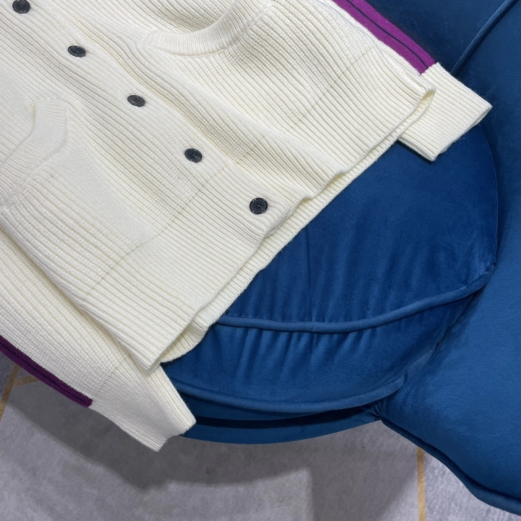 victoria-- 1395 wool item:D-F244G0757