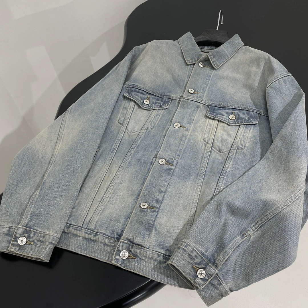 victoria- 218593i16 oversized item:D-F240G0967