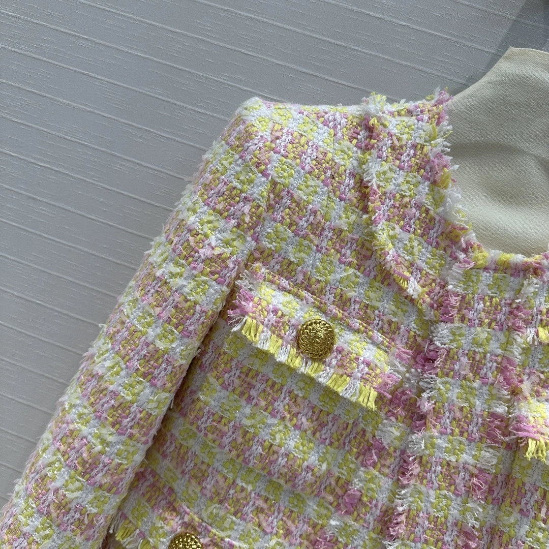 &victoria- 21871i9 item:D-F061I0601