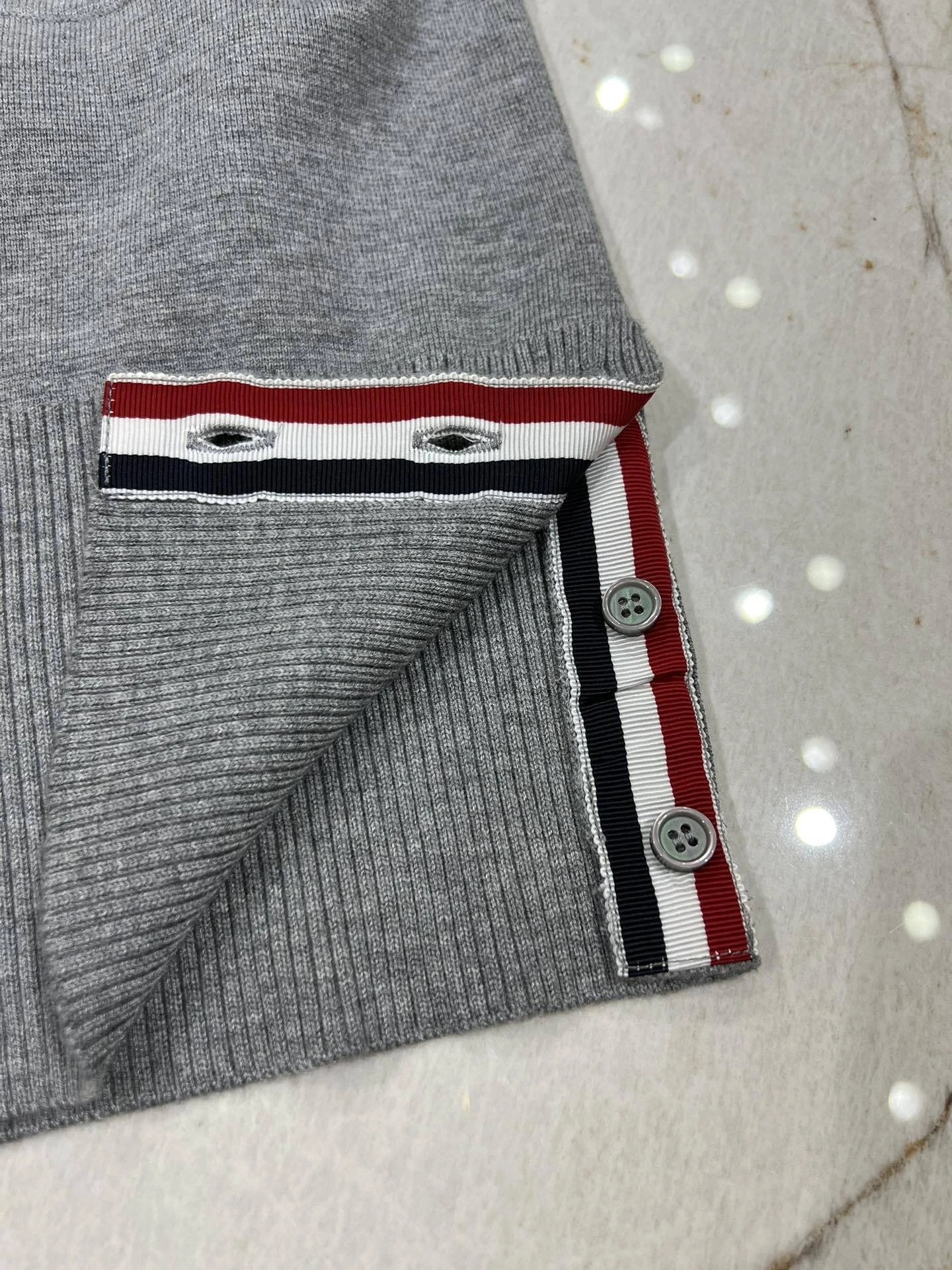 victoria- 2row95 4Colour item:D-F140J5028-4