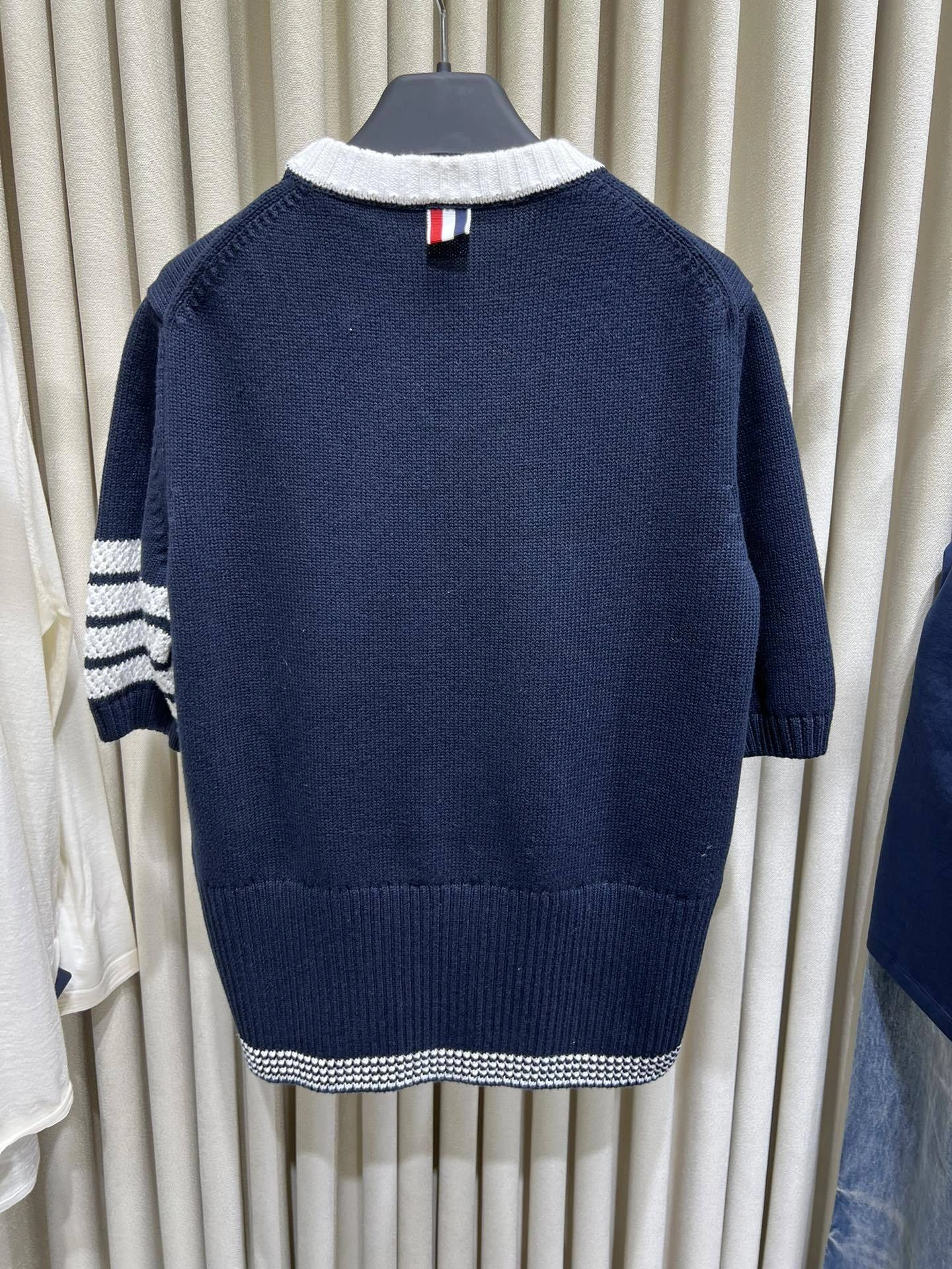 victoria- 2row95 item:D-F140G2436