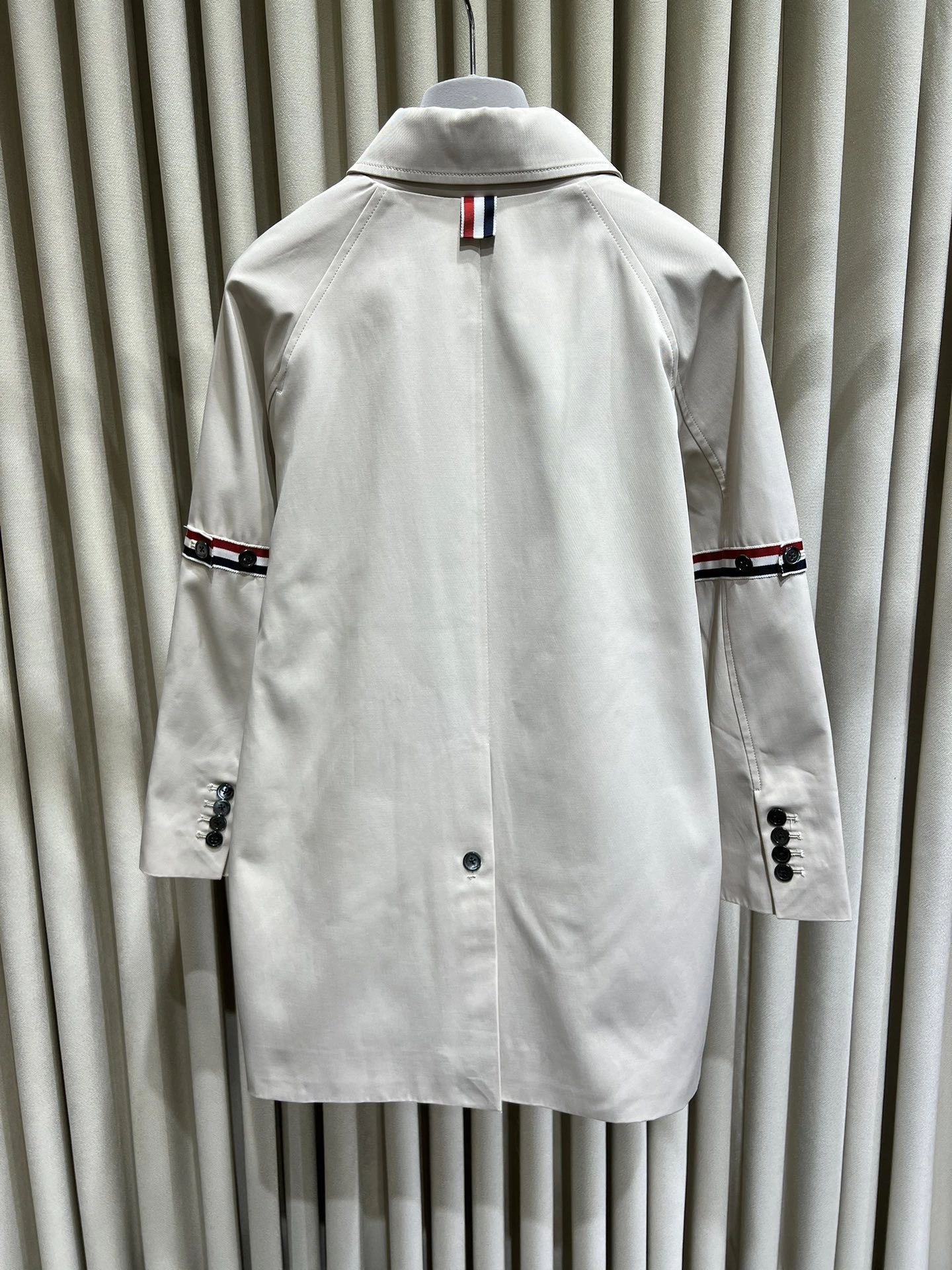 victoria- 2row95 item:D-F140J5029