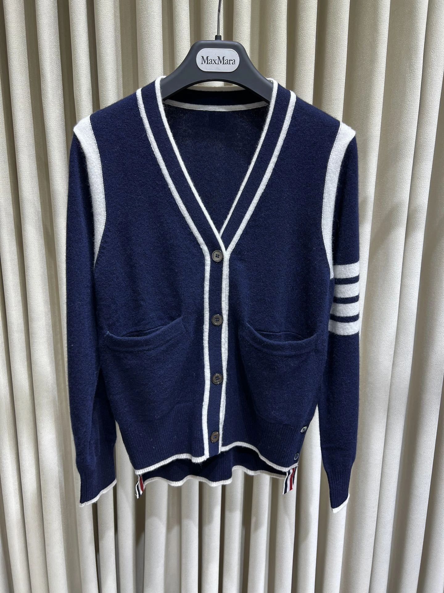 victoria- 2row95 item:D-F140J5031
