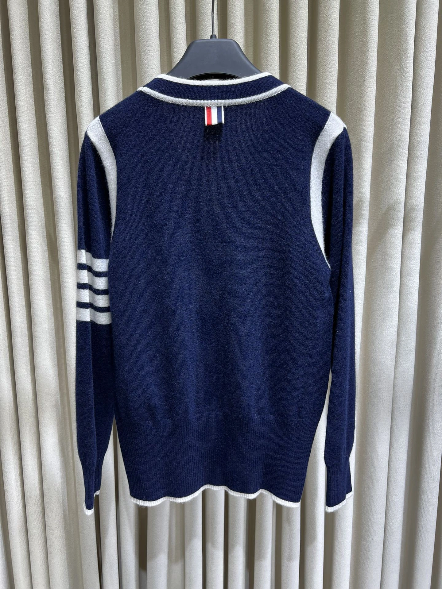 victoria- 2row95 item:D-F140J5031