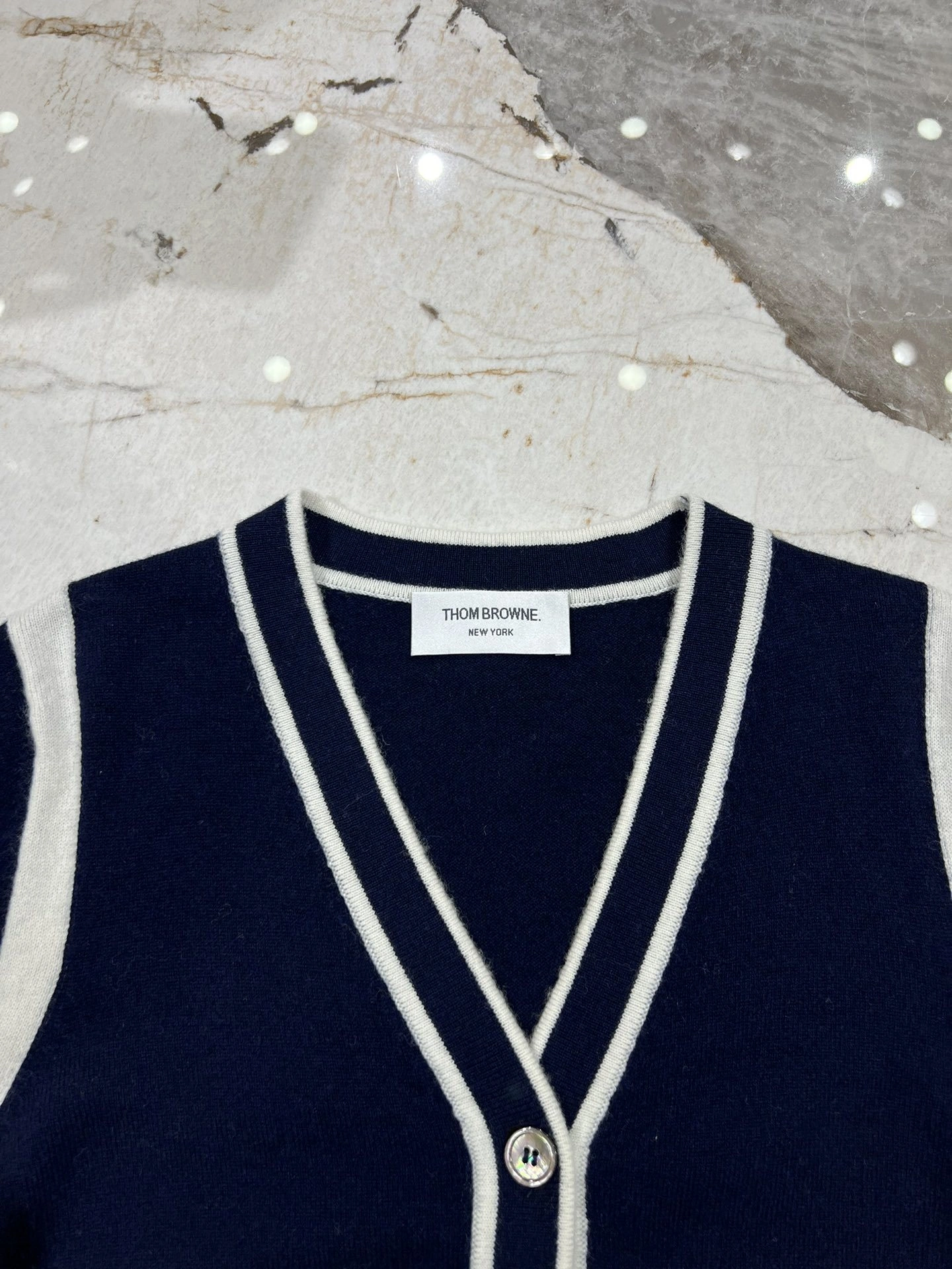 victoria- 2row95 item:D-F140J5031