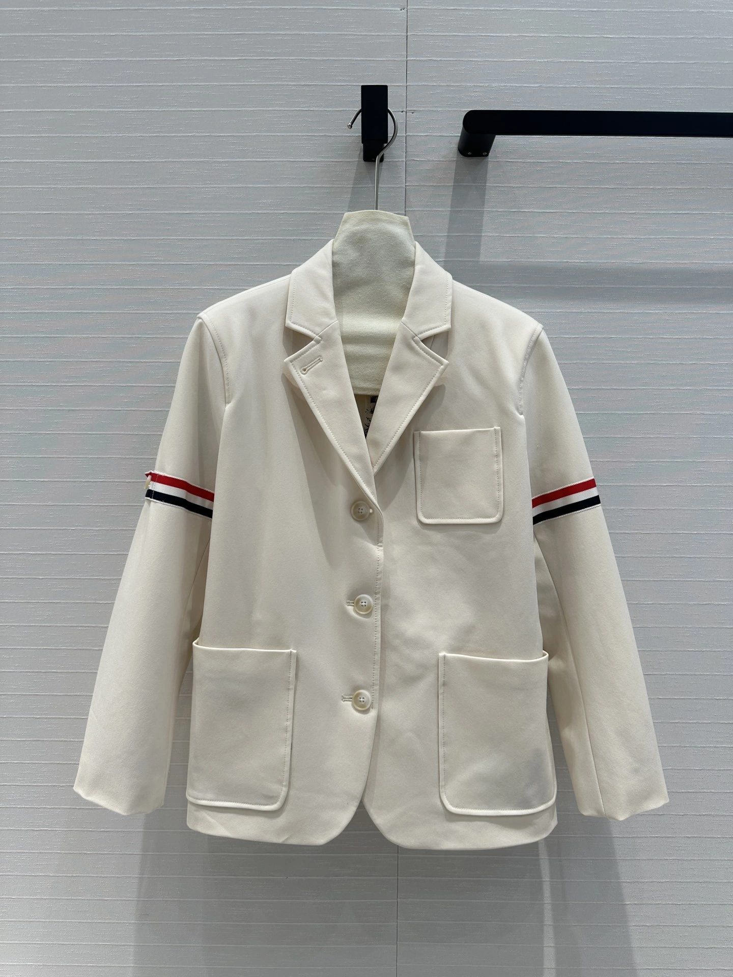 victoria- 2row95 item:D-F240G2628