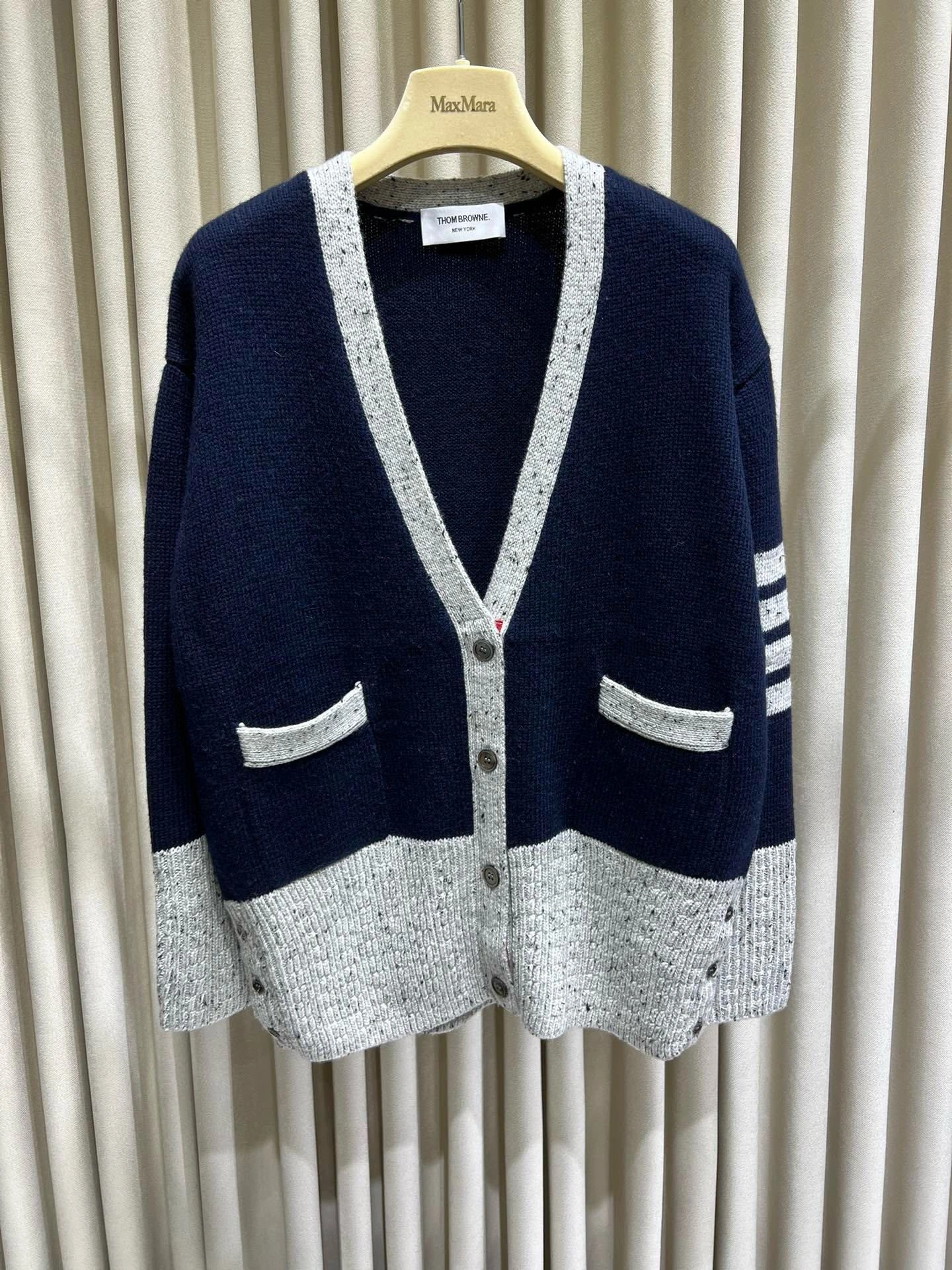 victoria- 2row95 wool 2Colour item:D-F140J5030-2