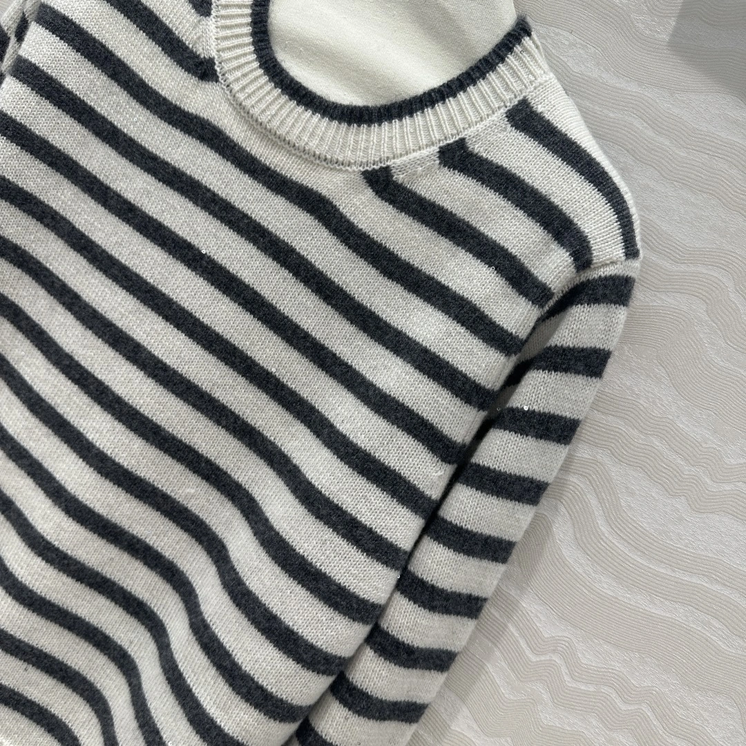 victoria- 2ru9588o cashmere item:D-F061I0604