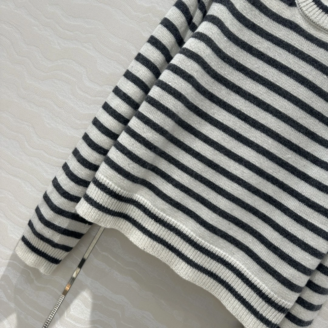 victoria- 2ru9588o cashmere item:D-F061I0604