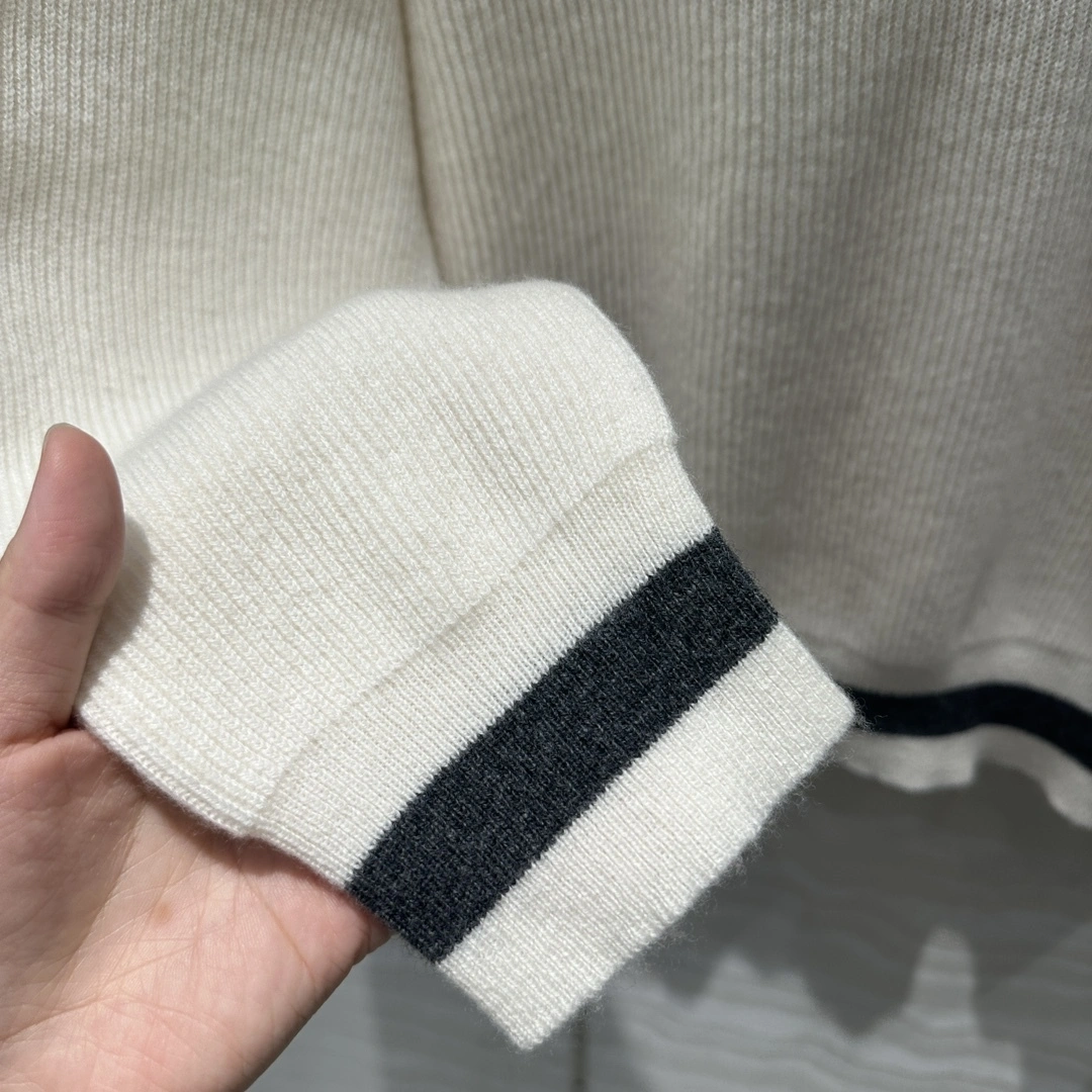 victoria- 2ru9588o cashmere item:D-F061I0605
