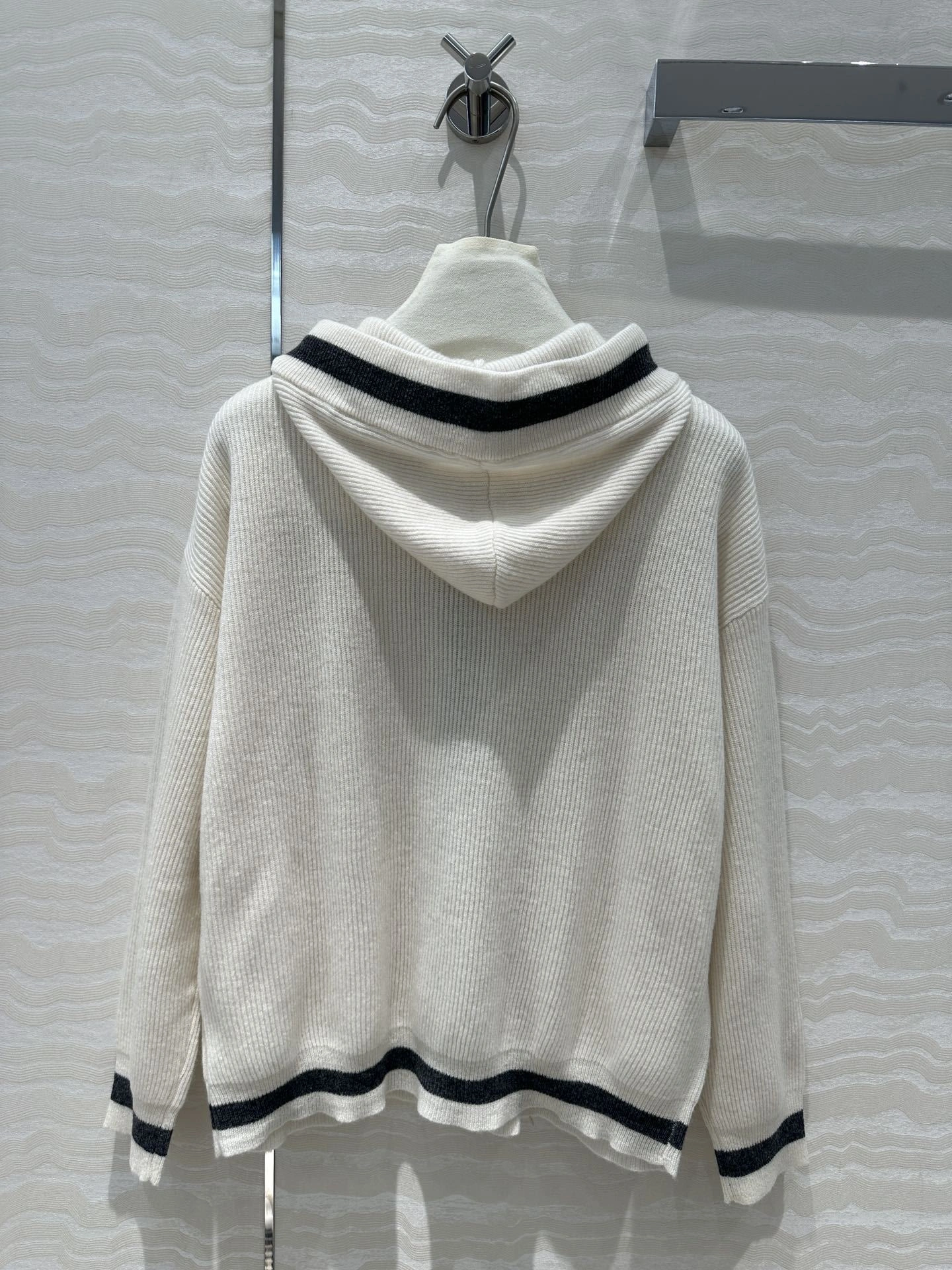 victoria- 2ru9588o cashmere item:D-F061I0606