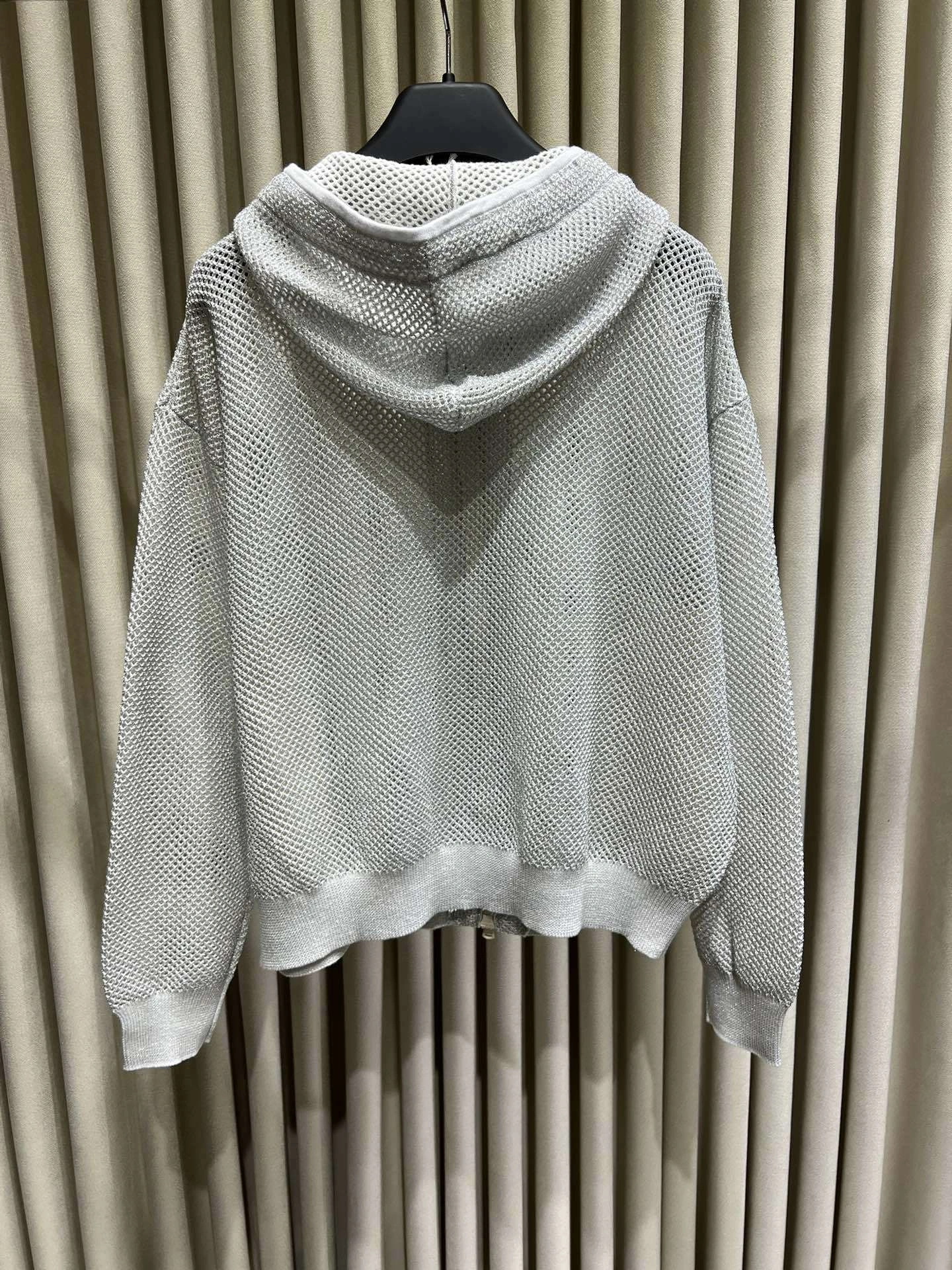 victoria- 2ru9588o item:D-F140G2450