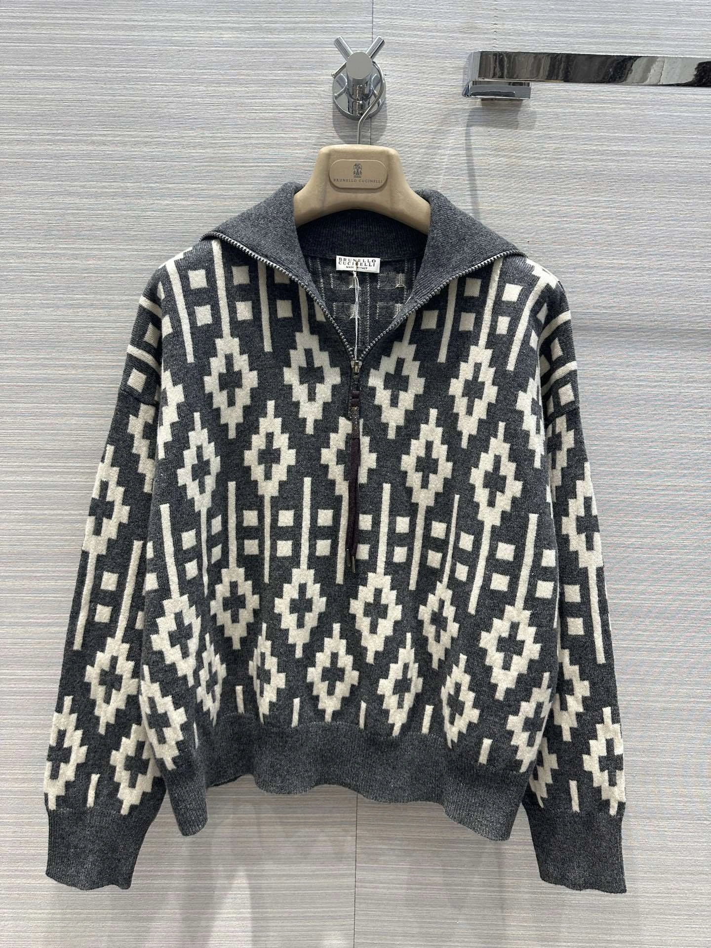 &victoria- 2ru9588o wool cashmere item:D-F061H1544