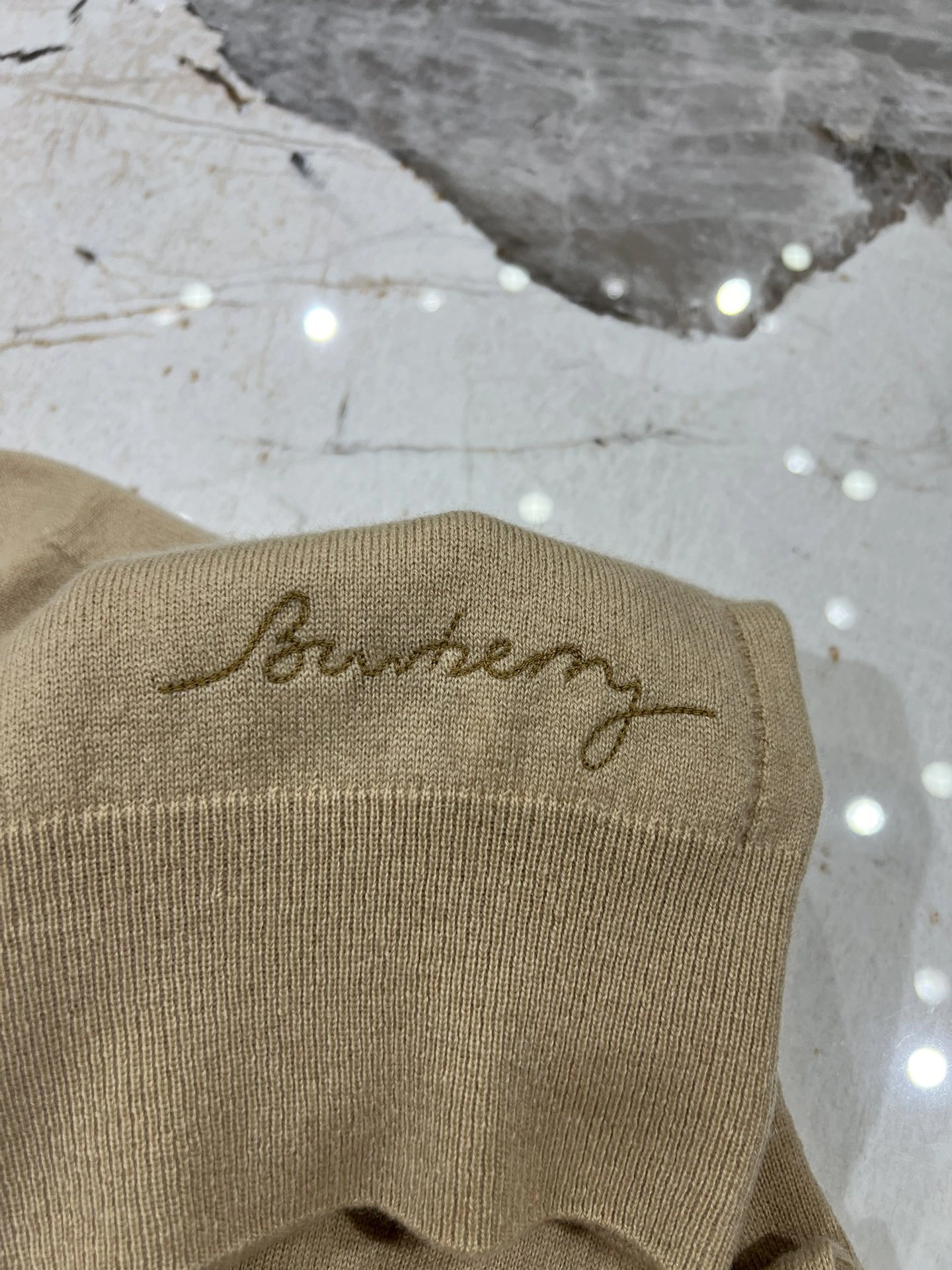 victoria- 2ur25rry cashmere embroidery item:D-F140J2102