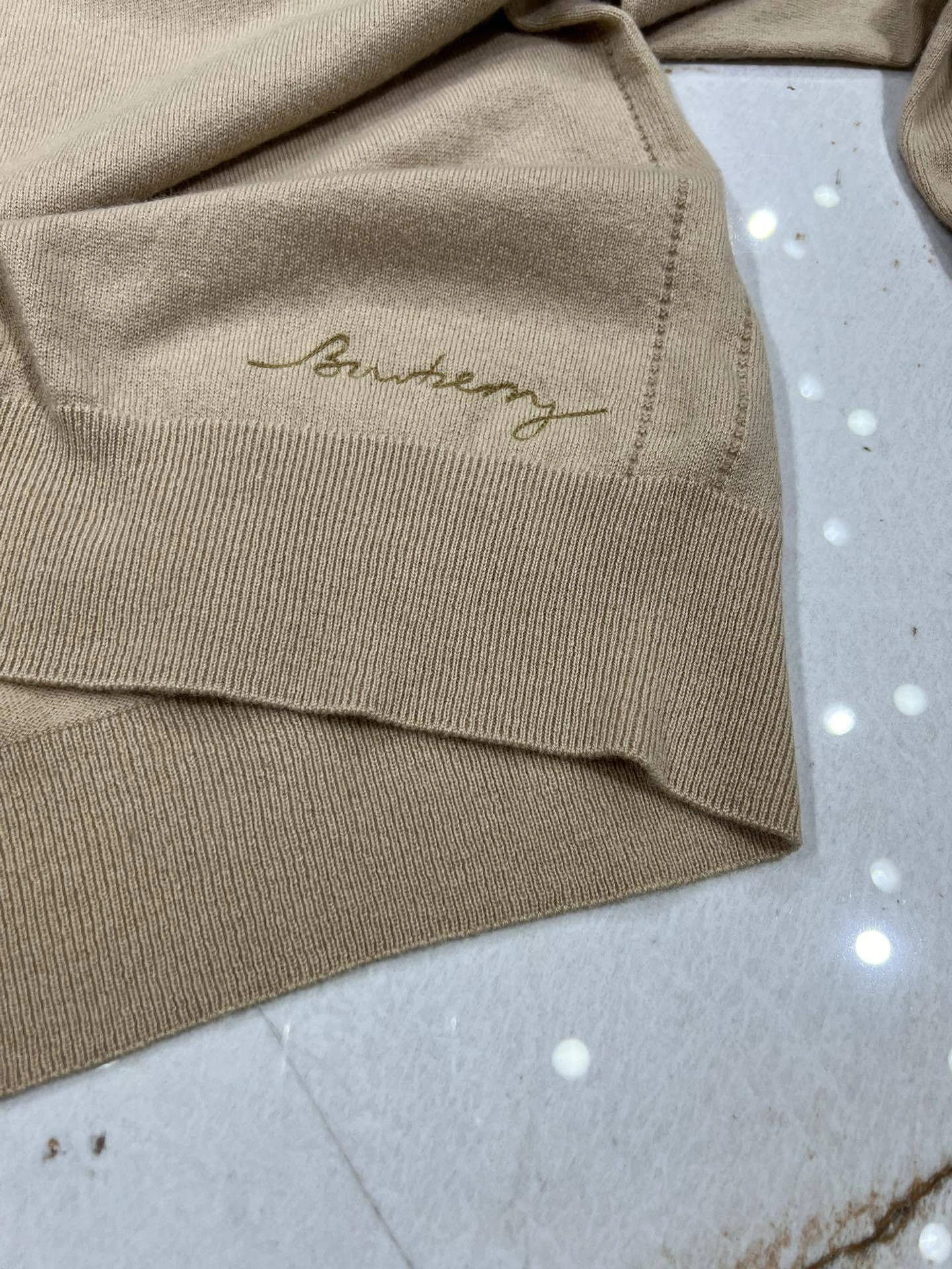 victoria- 2ur25rry cashmere embroidery item:D-F140J2102