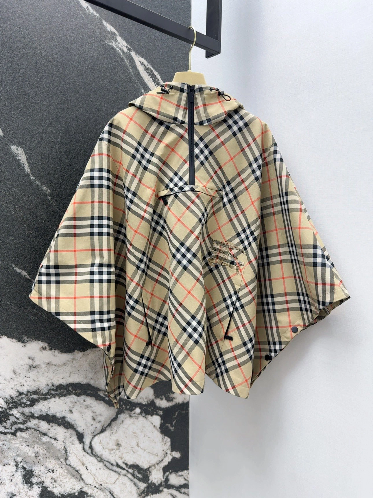 victoria- 2ur25rry item:D-F240I1040