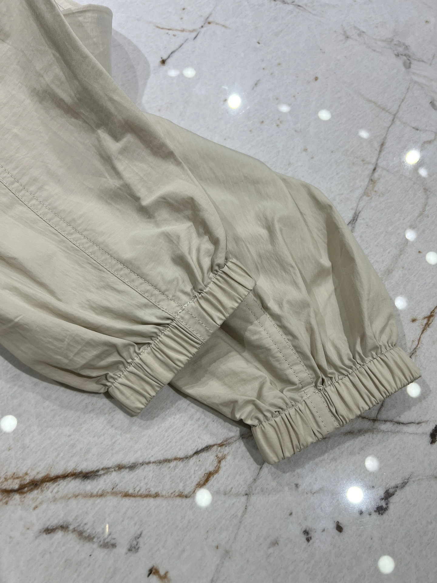 victoria- 2ur25rry oversized item:D-F140J5039