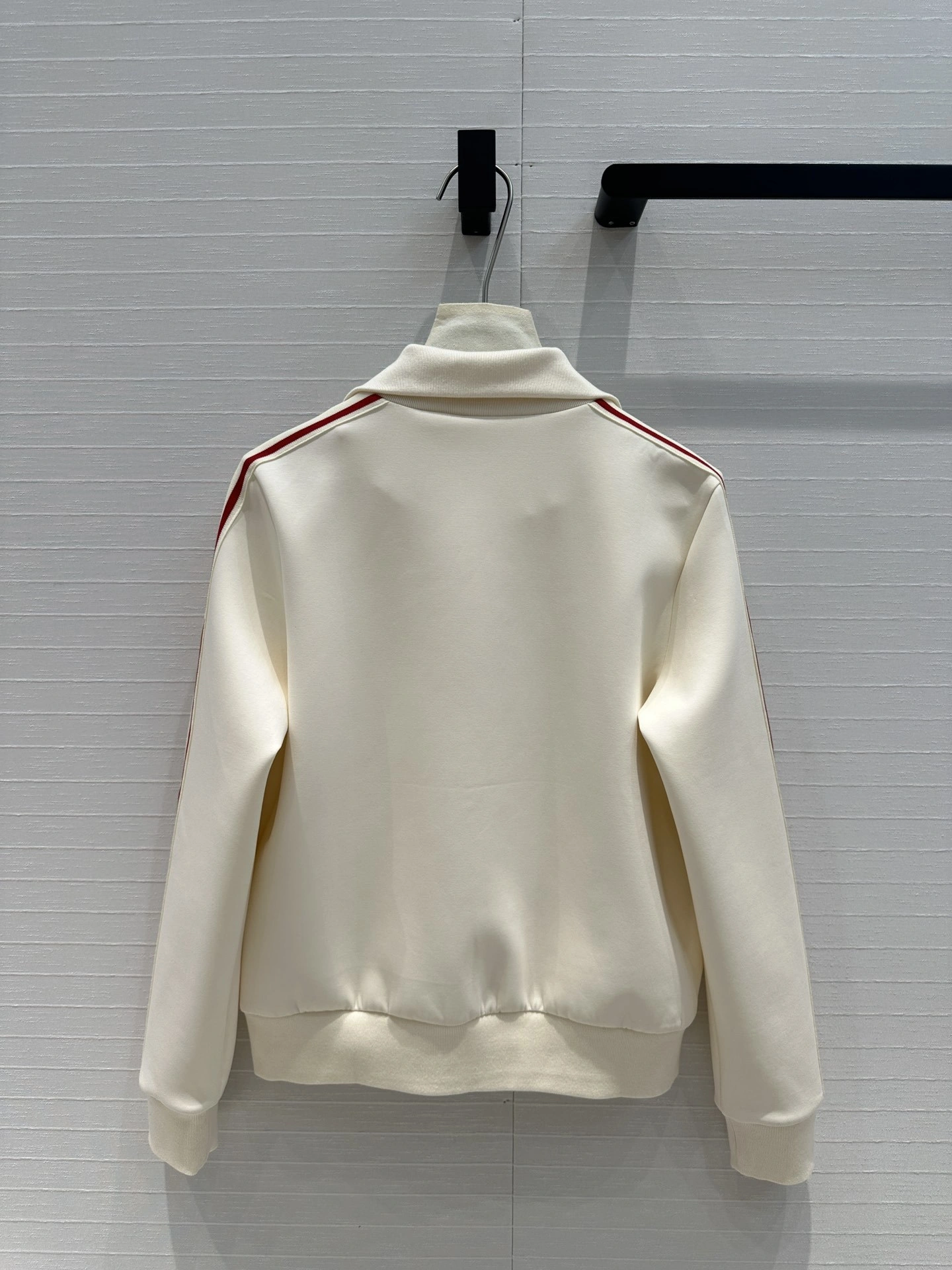 victoria- 358i95 2Colour item:D-F061I0635-2