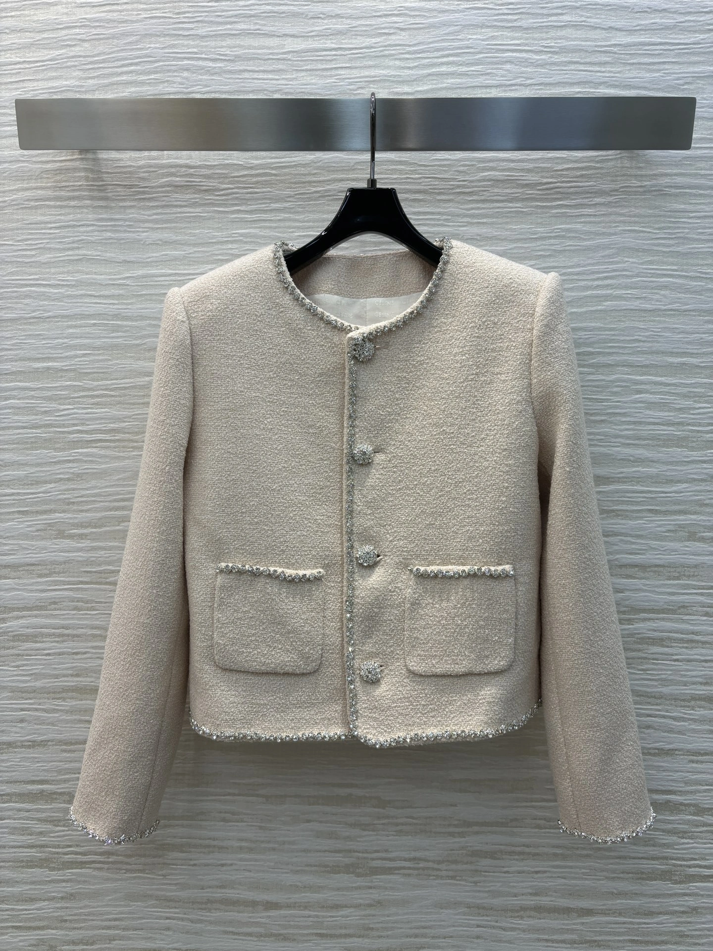 victoria- 358i95 item:D-F061I0212