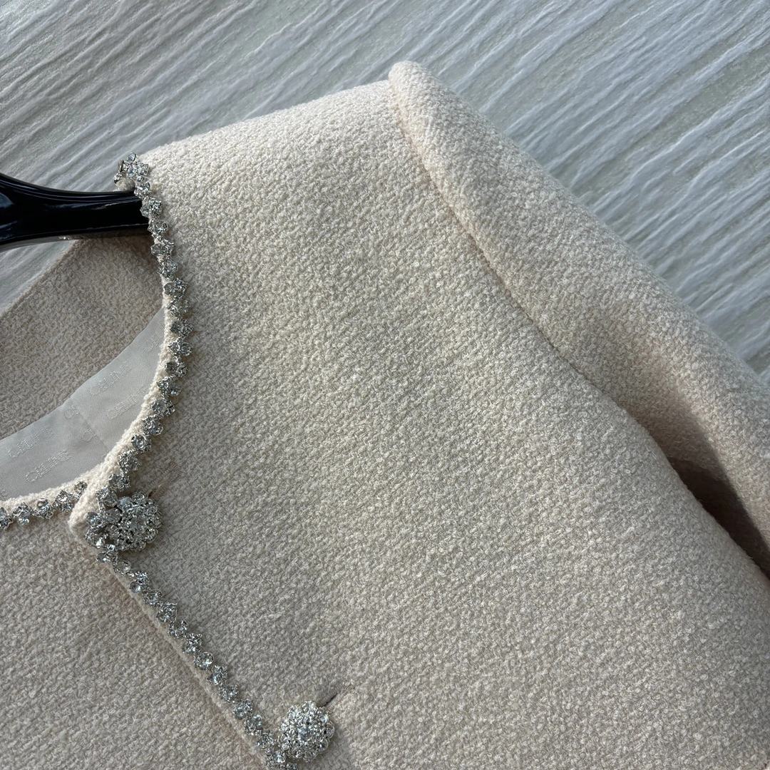 victoria- 358i95 item:D-F061I0212