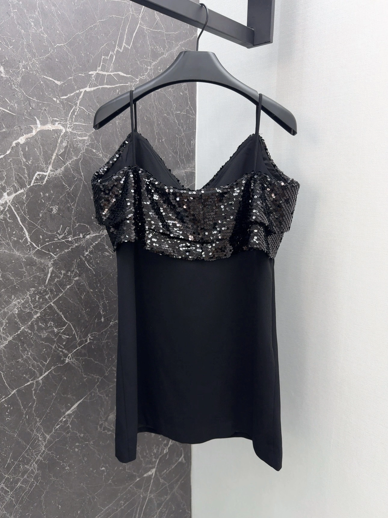 victoria- 358i95 item:D-F240G0951