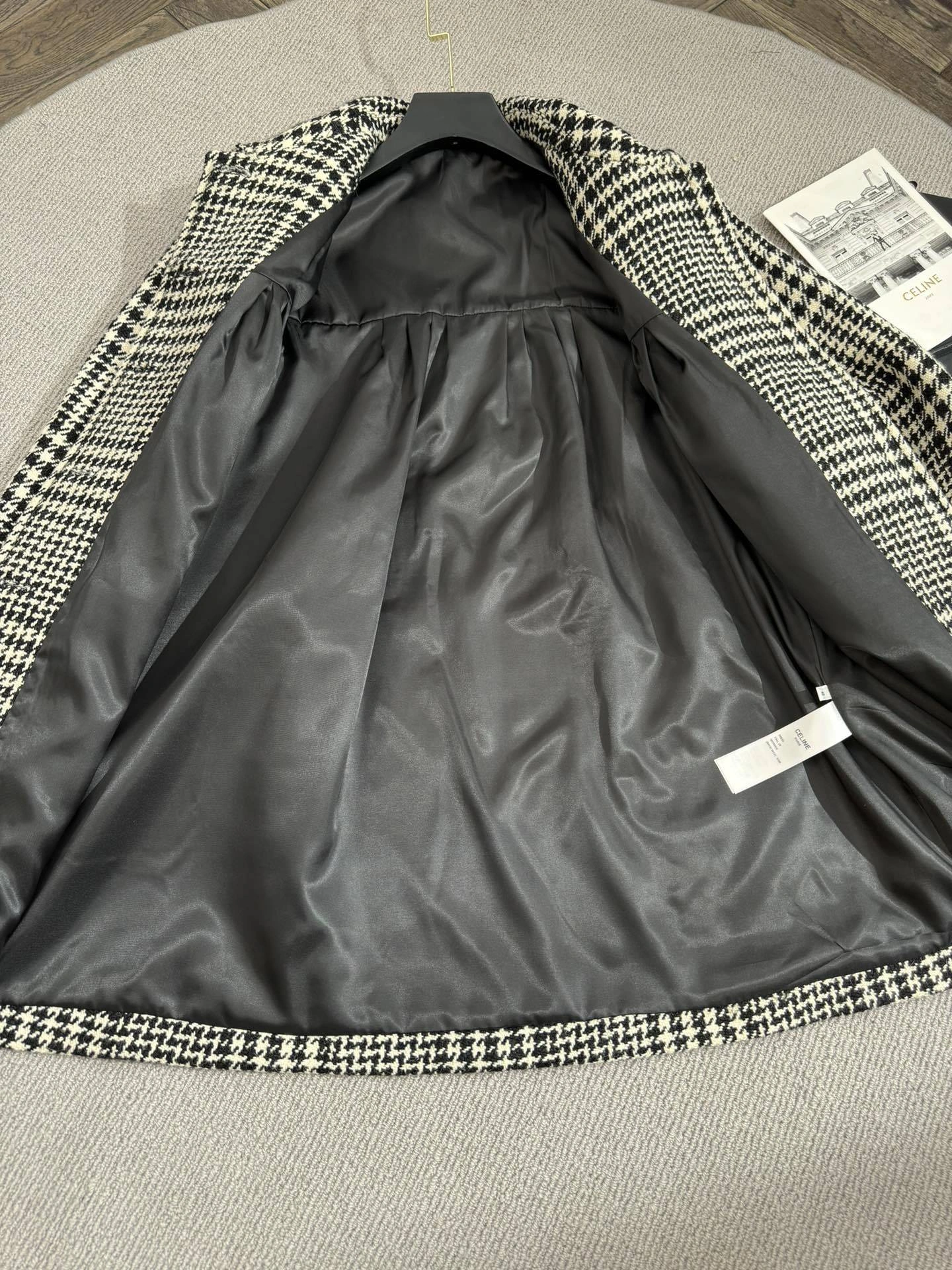 victoria- 358i95 item:D-F245K0326