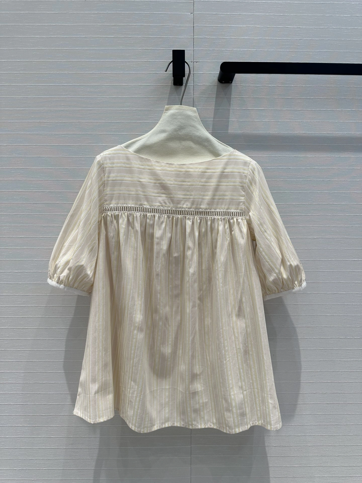 victoria- 3h1958 2Colour item:D-F240G0963-2