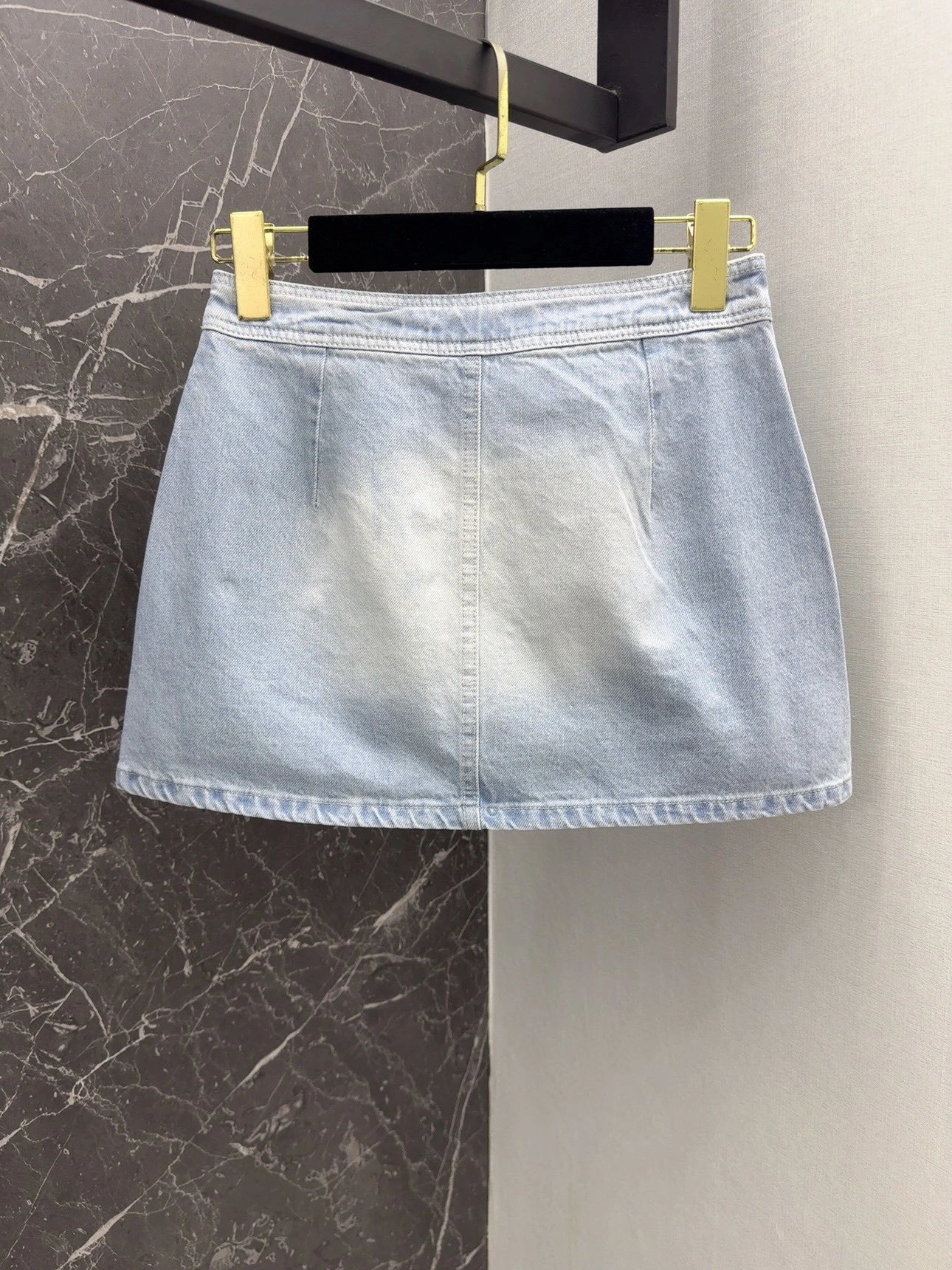 victoria- 3h1958 item:D-F240G1014