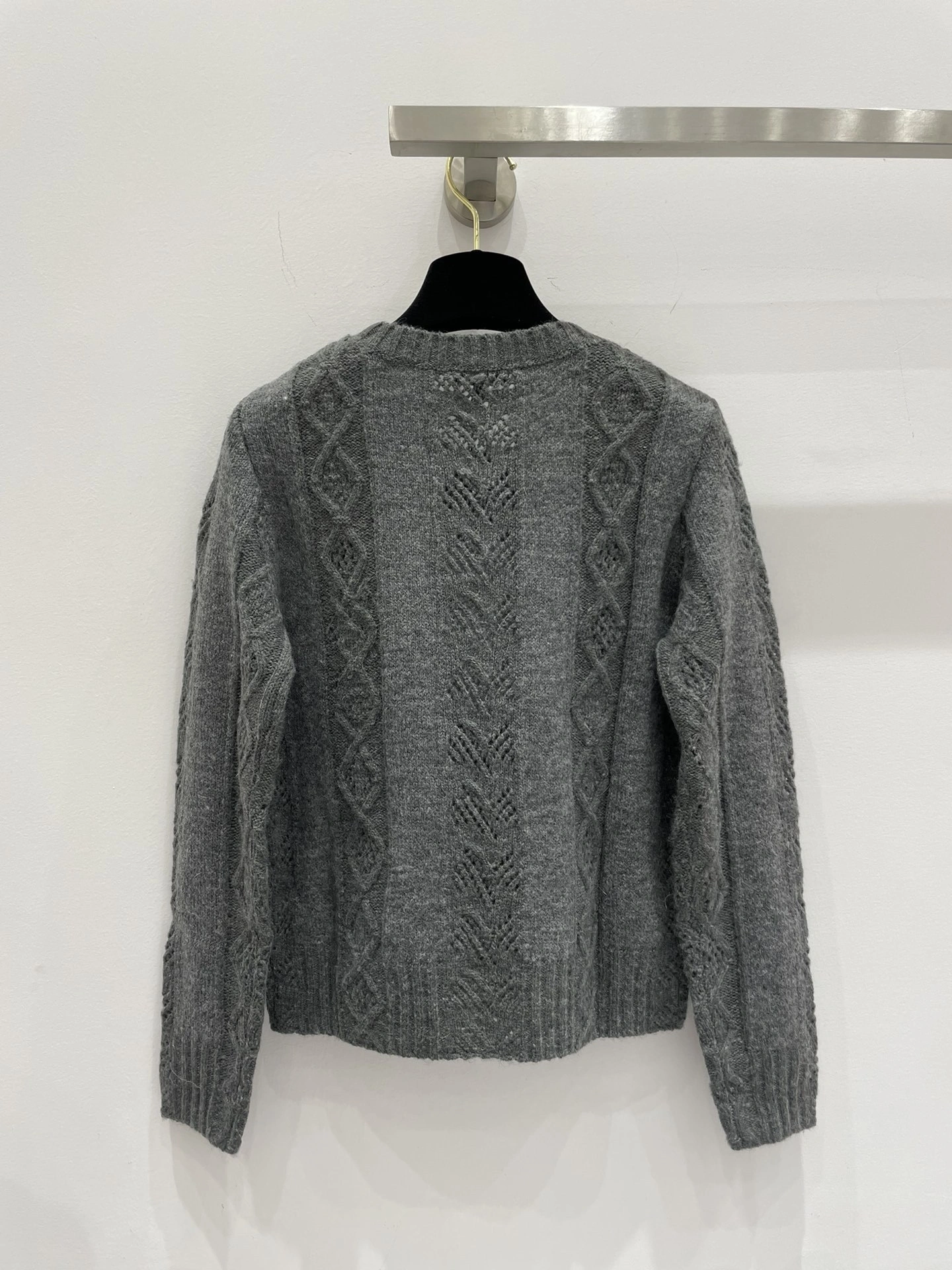 victoria- 3h1958 wool 2Colour item:D-F240G2713-2