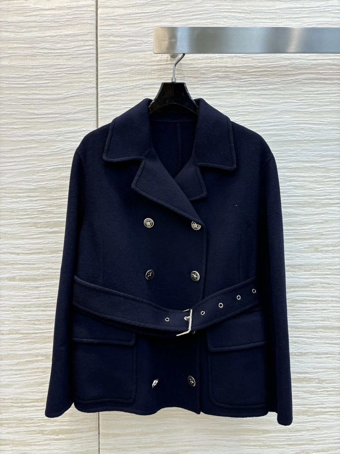 victoria- 4ior 100% wool item:D-F061H1520