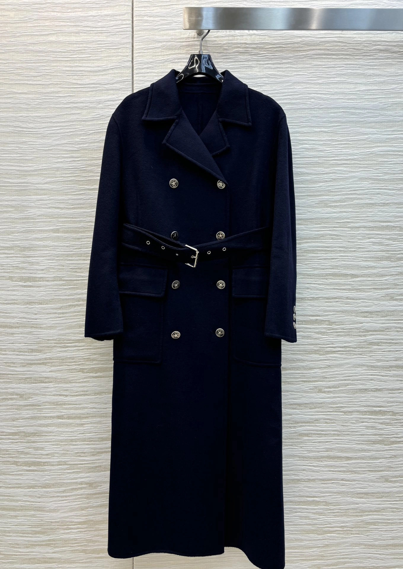 victoria- 4ior 100% wool item:D-F061H1521