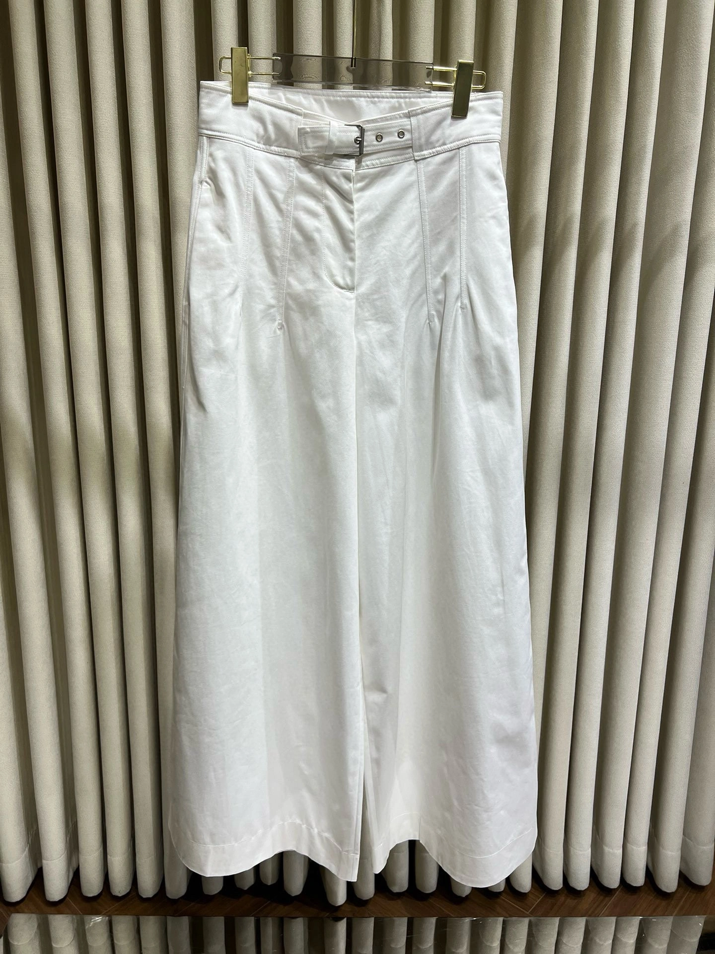 victoria- 4ior 2Colour item:D-F140J5004-2