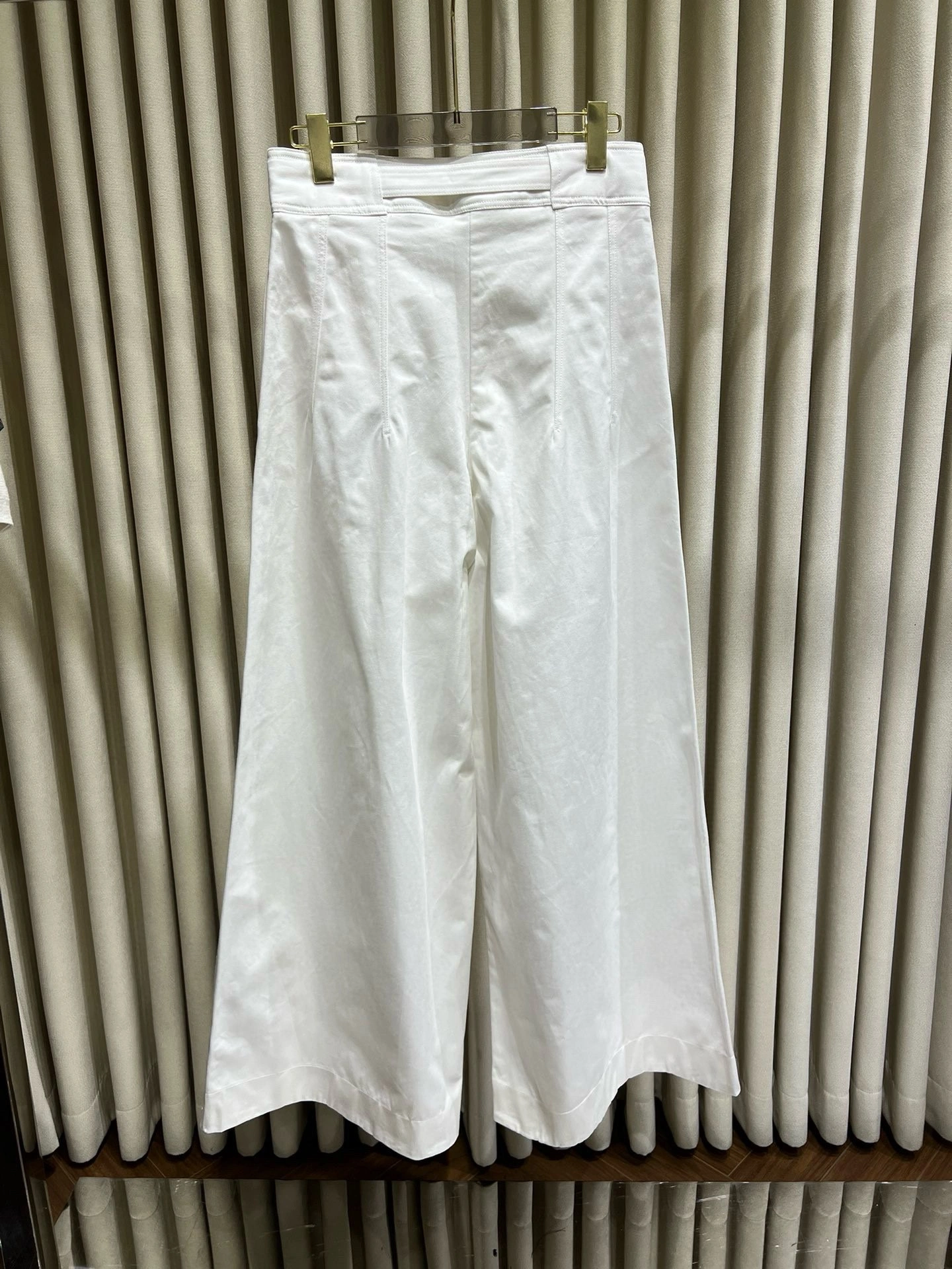 victoria- 4ior 2Colour item:D-F140J5004-2