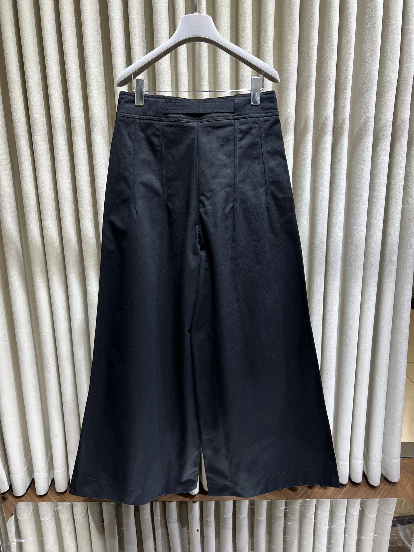 victoria- 4ior 2Colour item:D-F140J5004-2