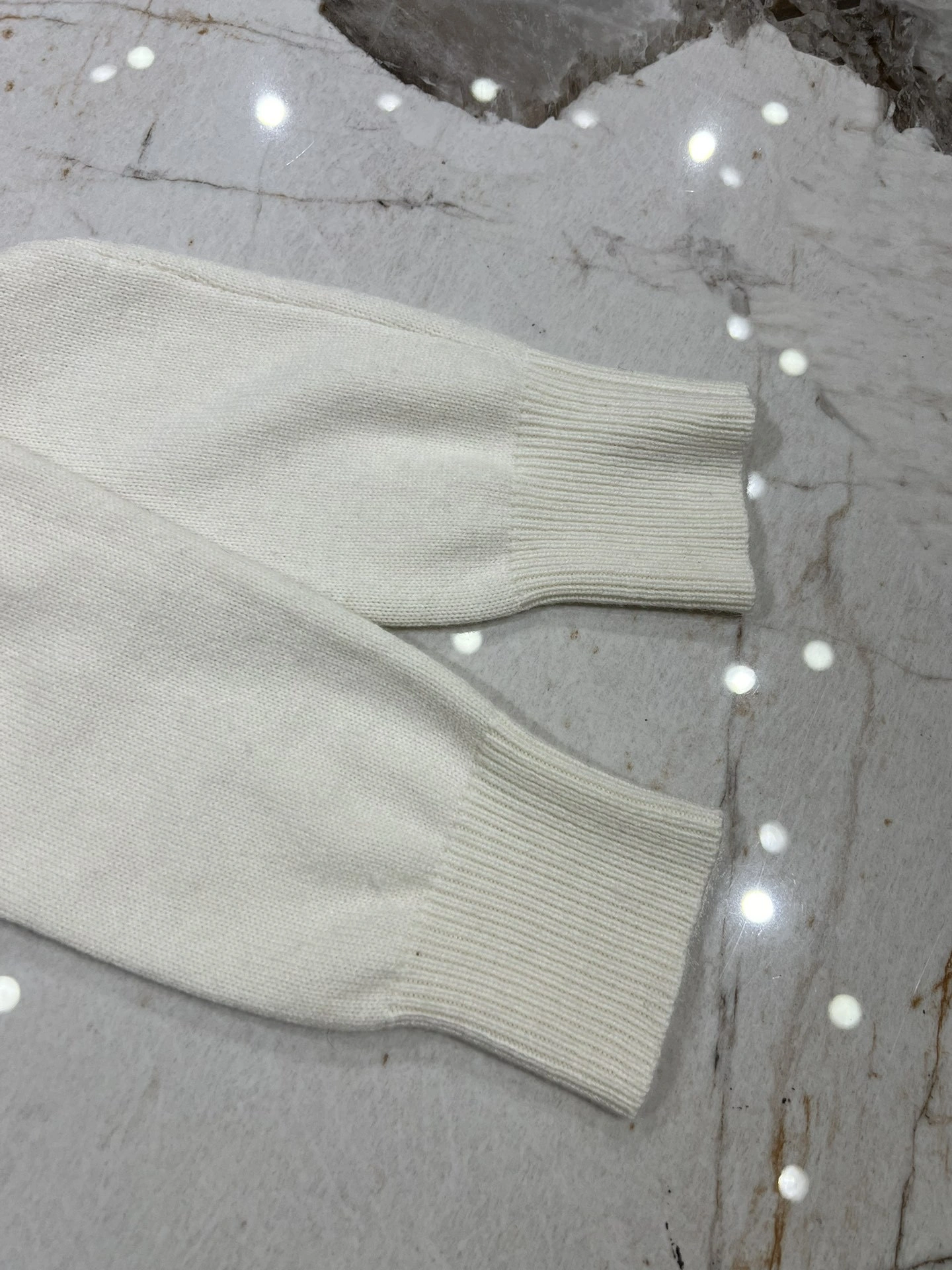victoria- 4ior 2Colour item:E-F140A0328-2