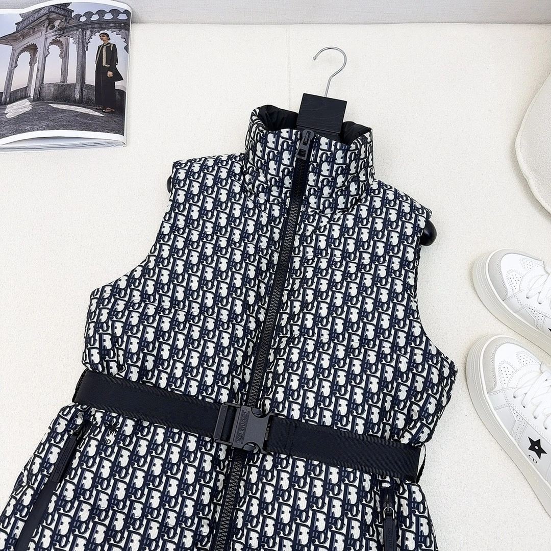 victoria- 4ior 90 imported velvet filling 2Colour item:D-F240K1118-2