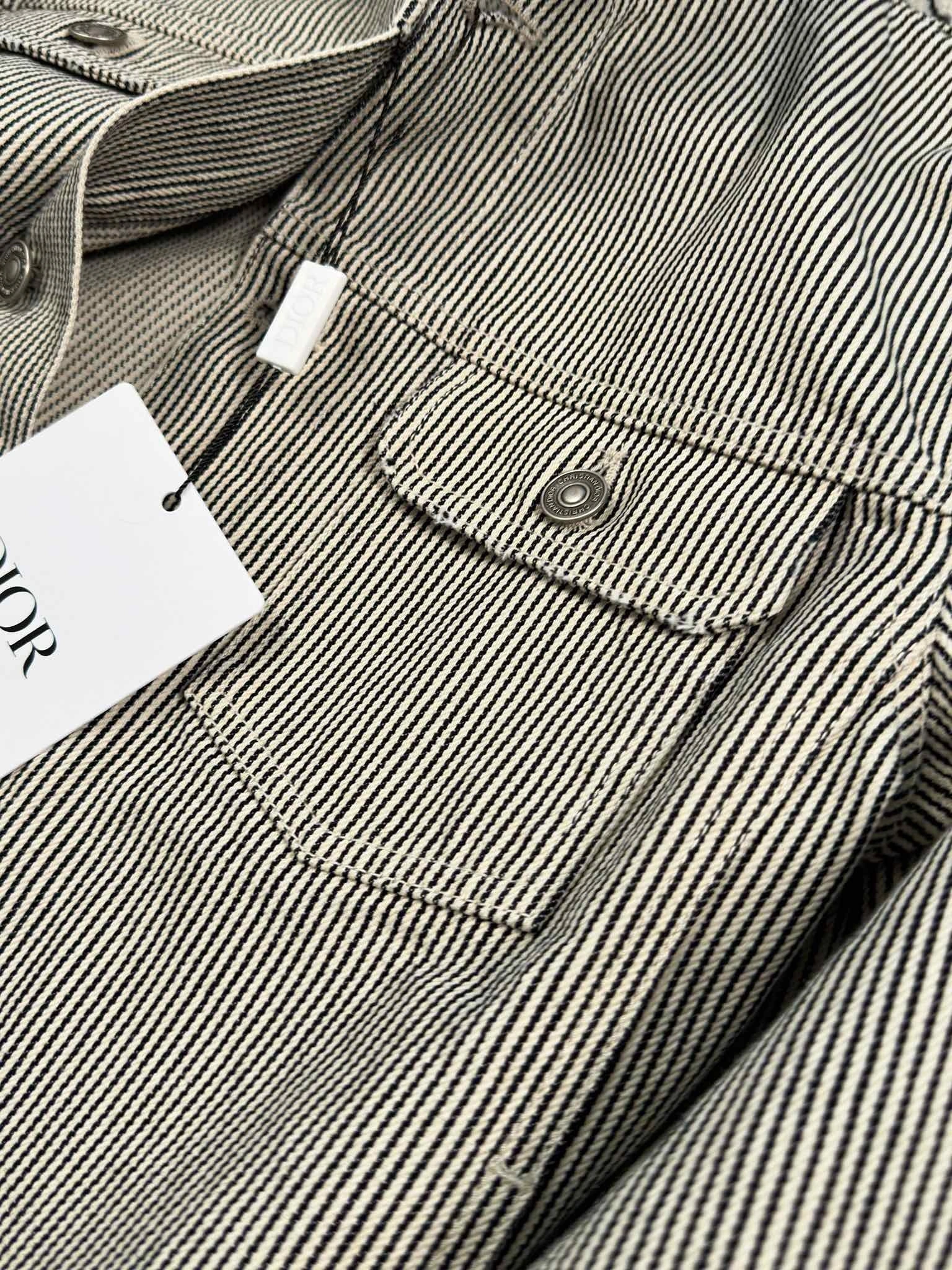 victoria- 4ior item:D-F240G0914