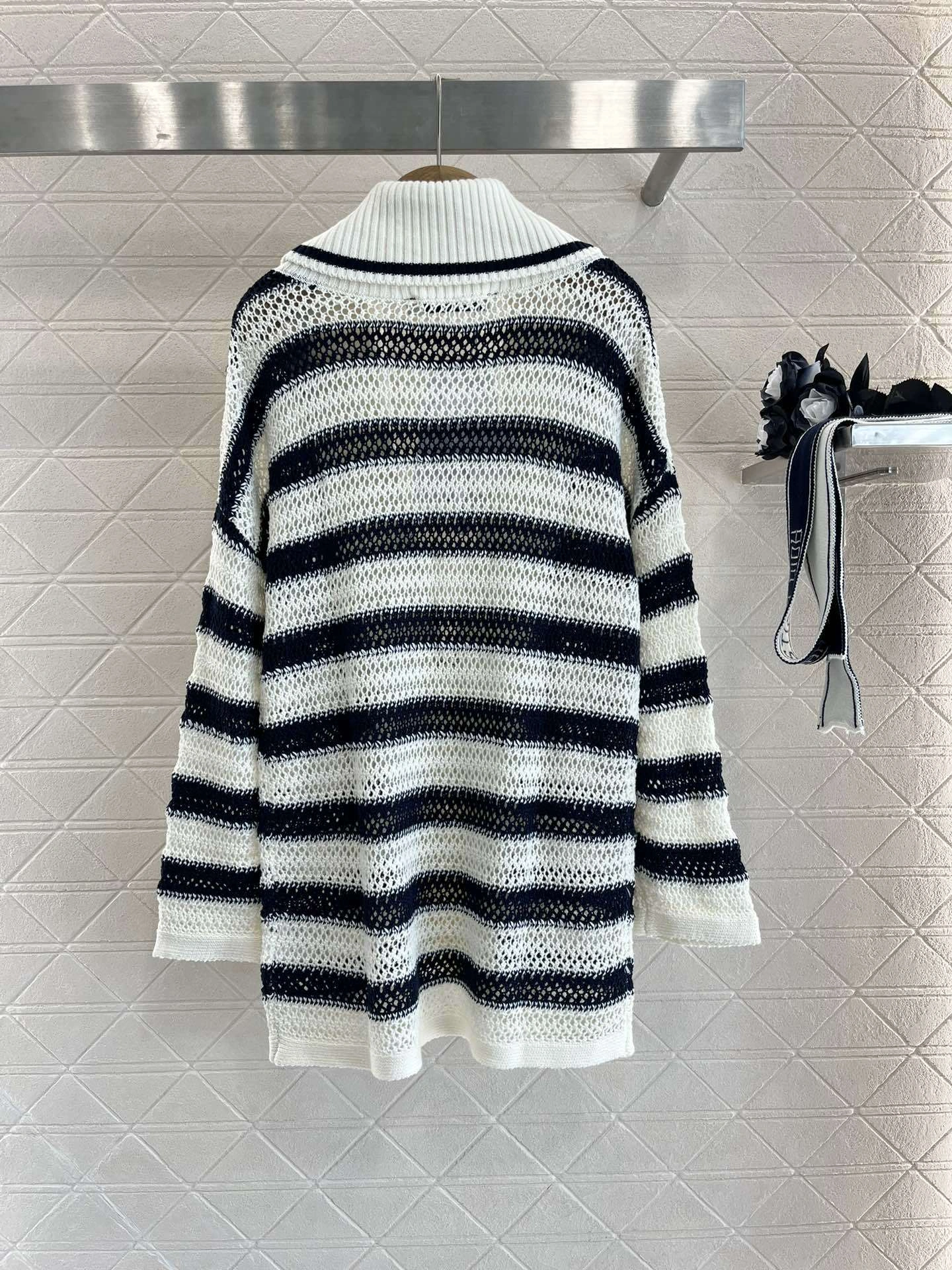 &victoria- 4ior item:D-F240G2603